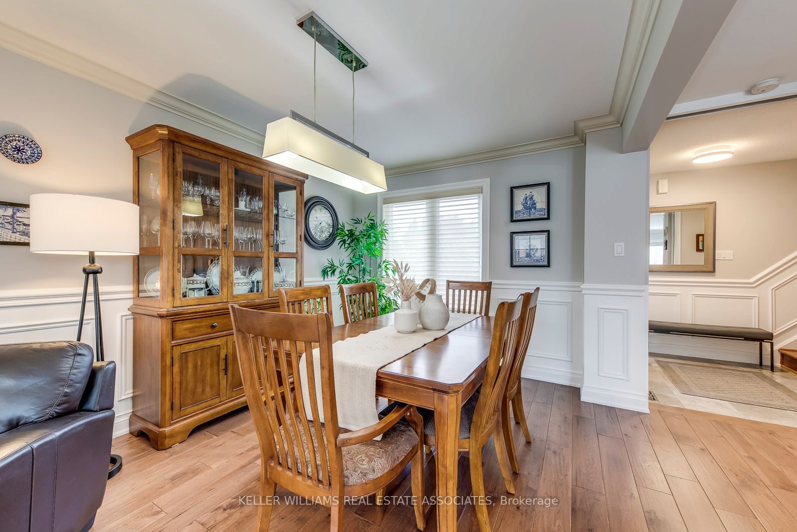 516 Ravenstone Court