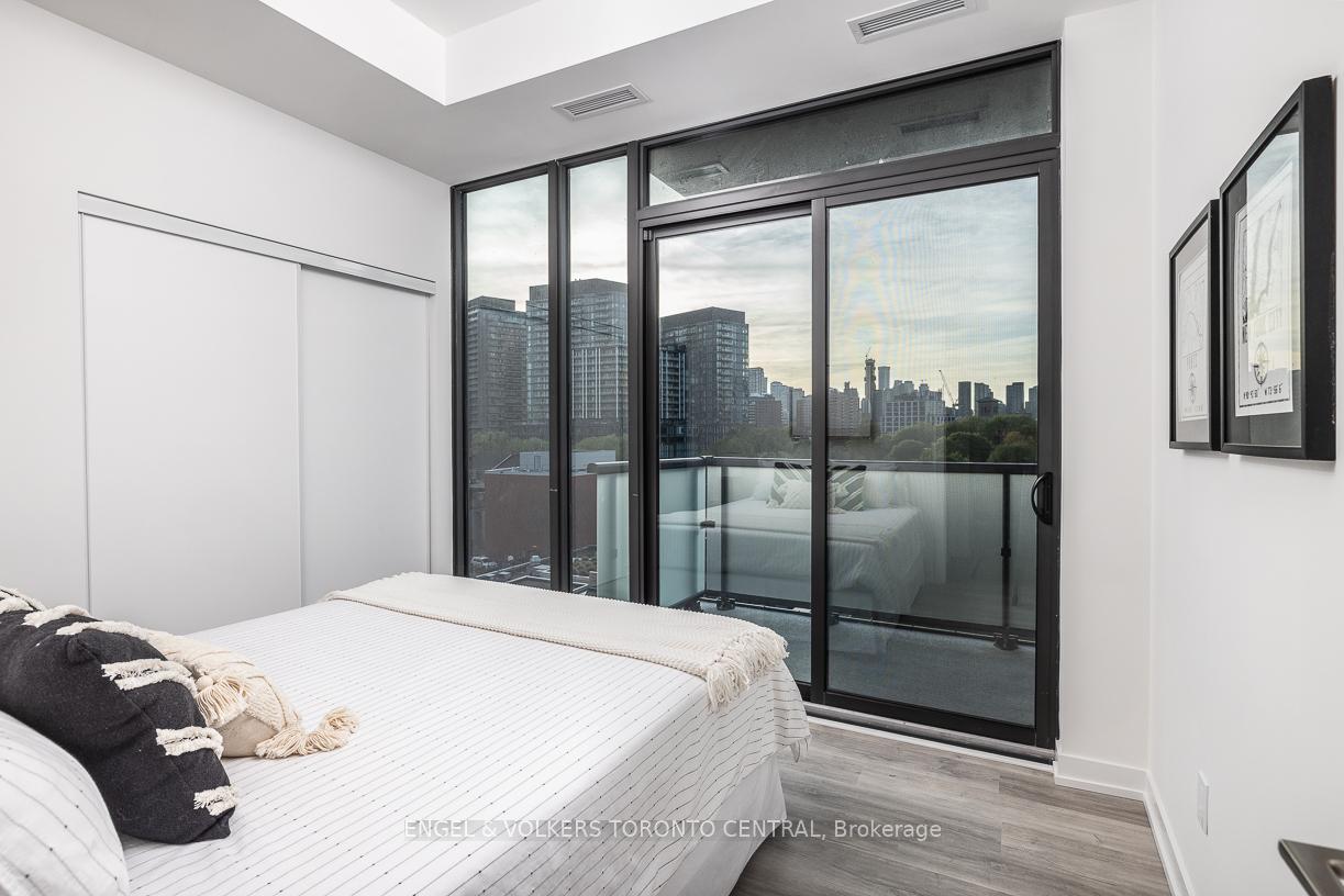 2 Bedrooms Condo at 28 Eastern, Toronto For sale