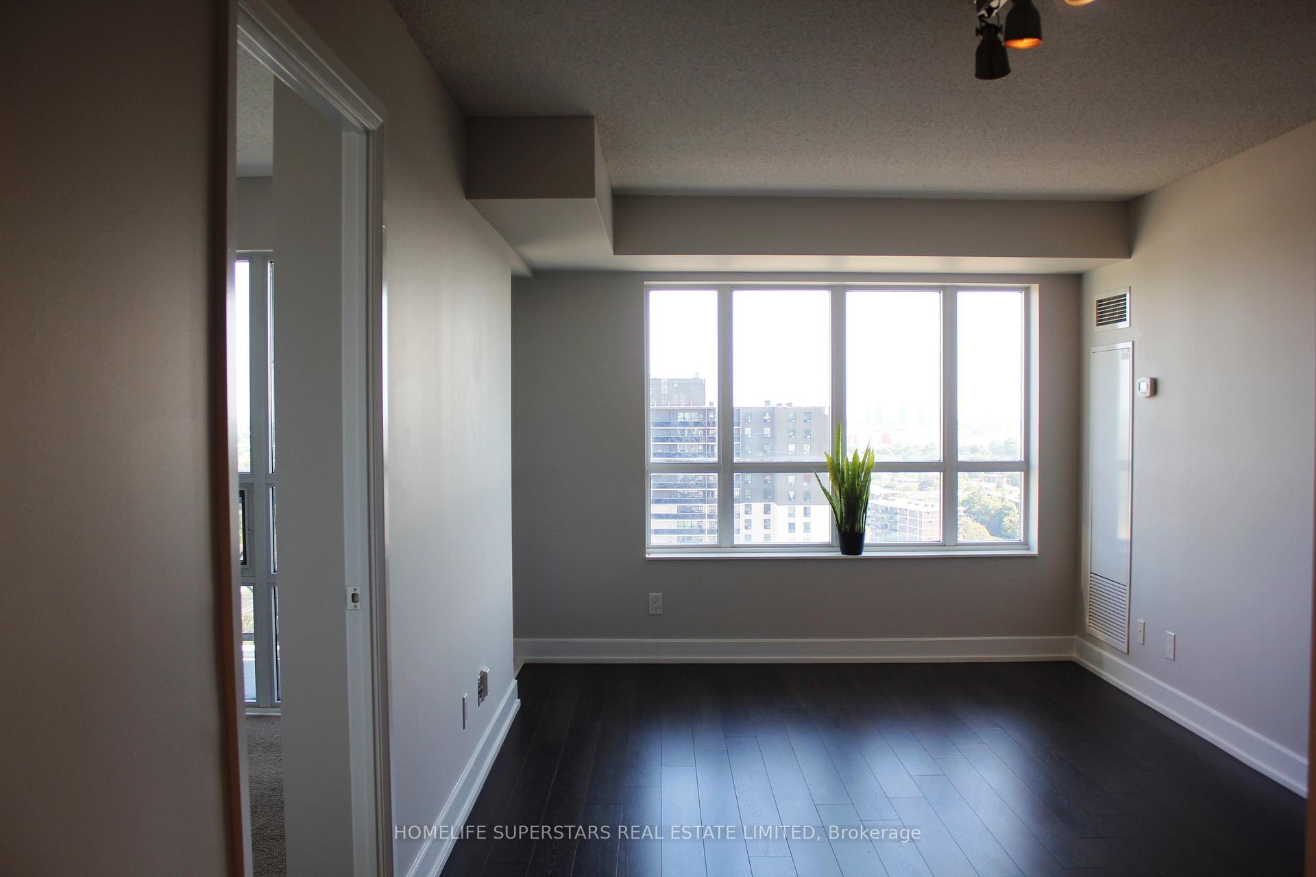 2 Bedrooms Condo at 6 Eva, Toronto For sale