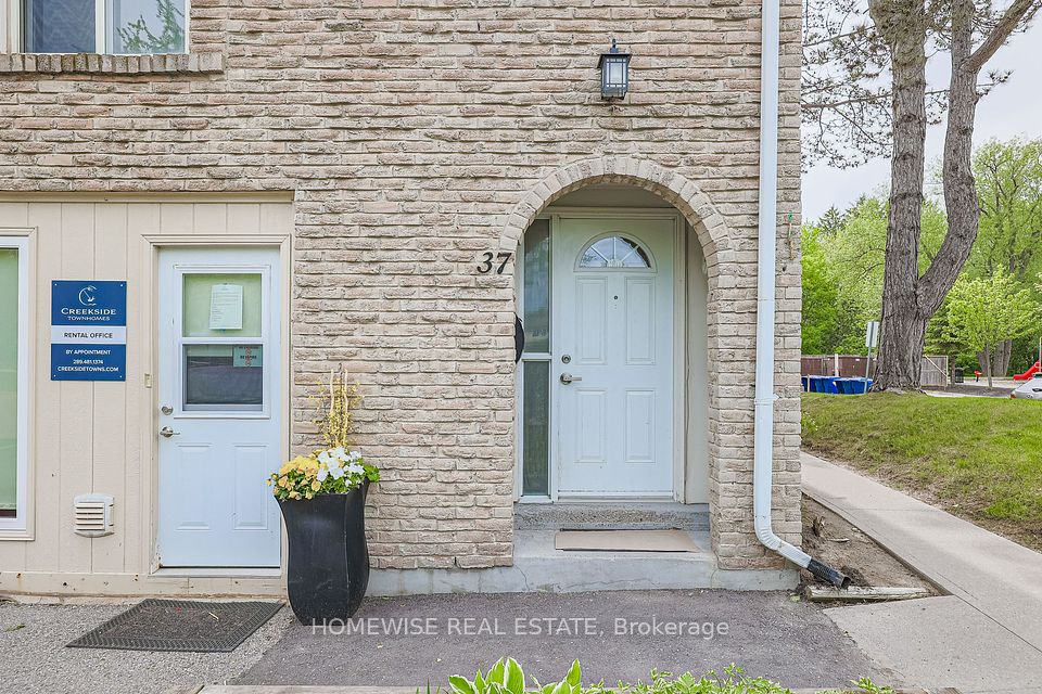 560 Waverly