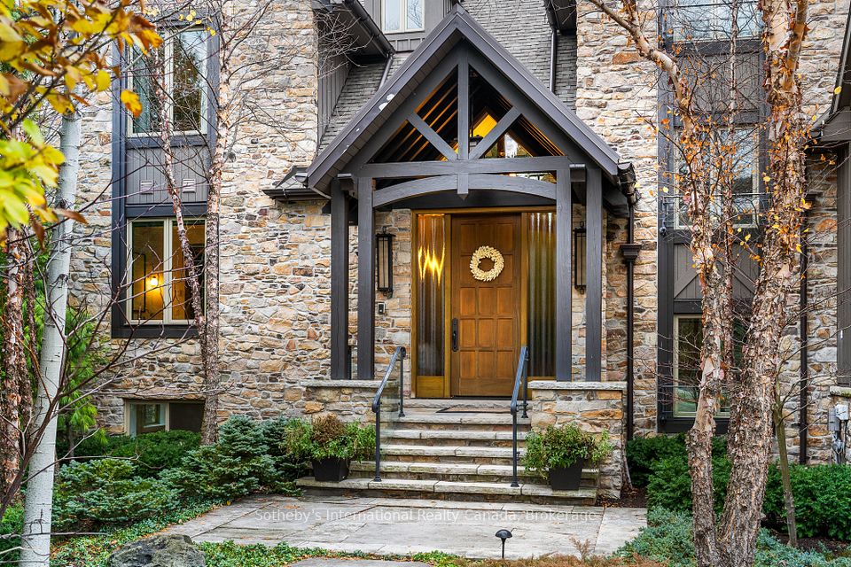 115 Ellis Drive, Blue Mountains, ON N0H 1J0