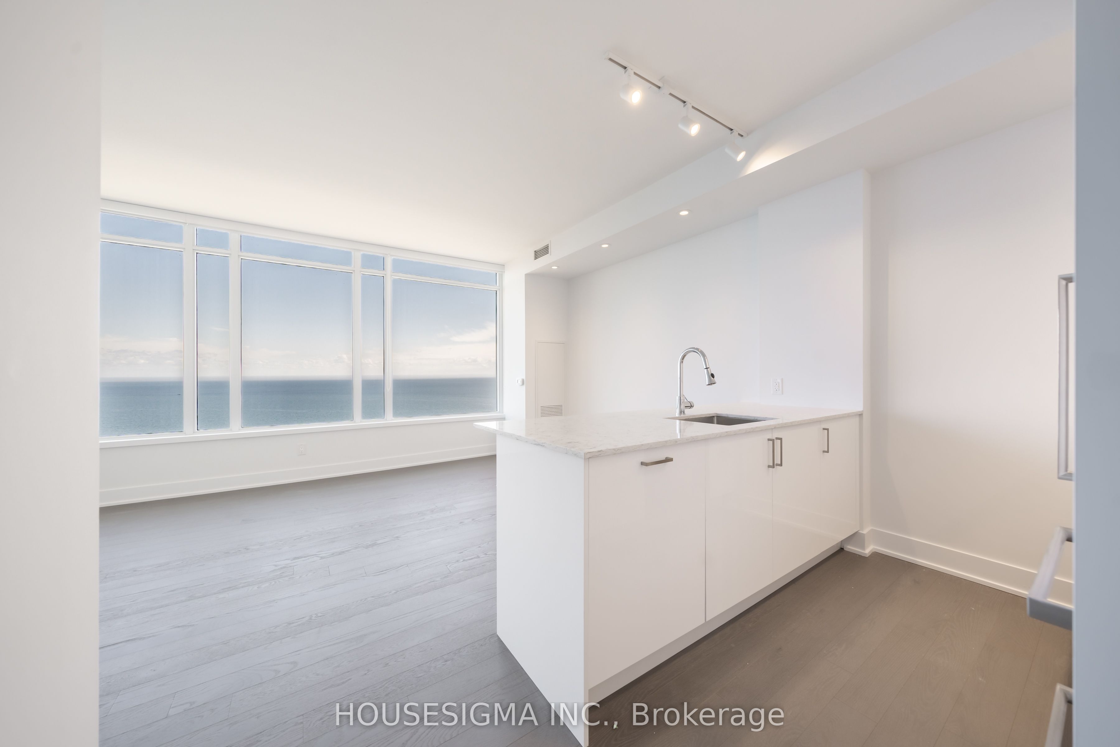 1928 Lake Shore Boulevard W, #4006