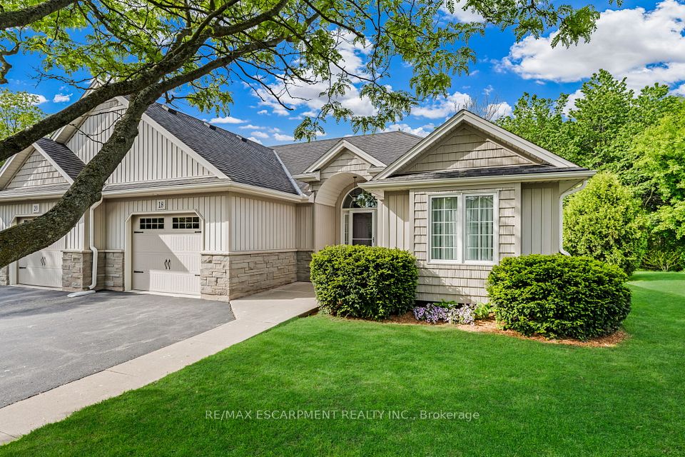 18 Riverside Circle, West Lincoln, ON L0R 2A0