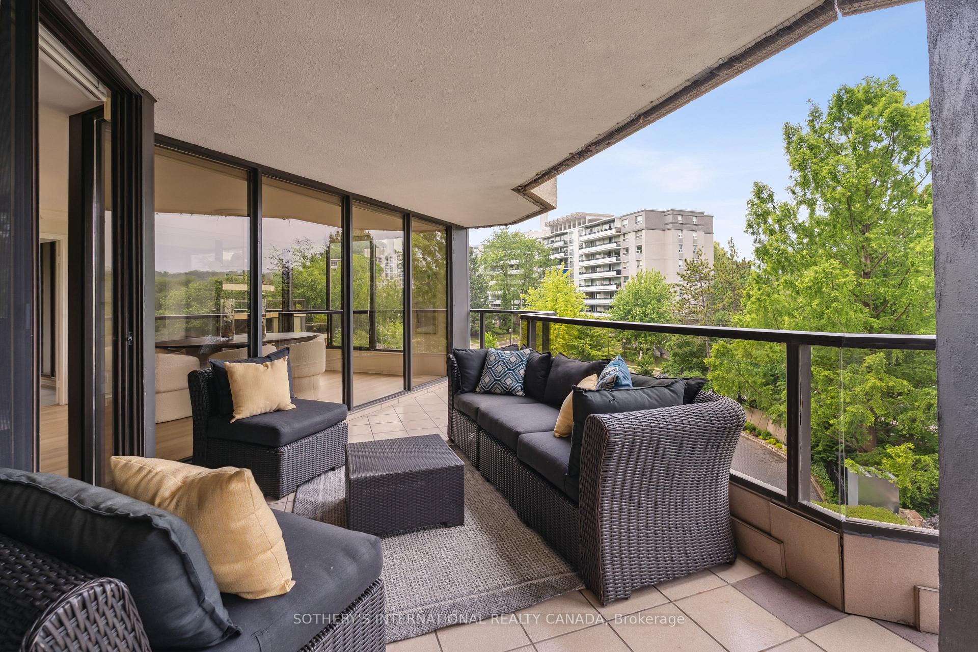 3 Bedrooms Condo at 3900 Yonge, Toronto For sale