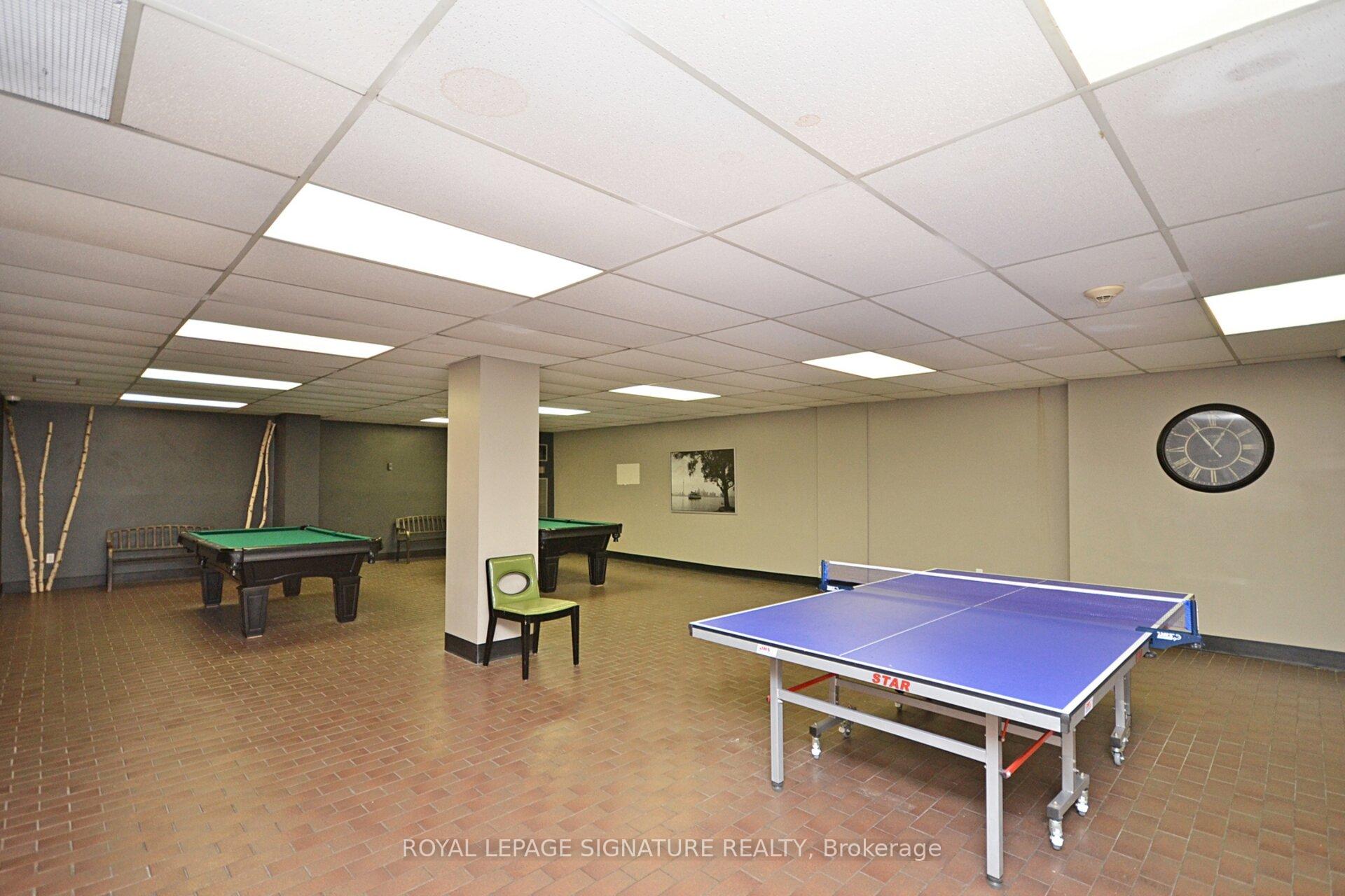 4 Bedrooms Condo at 1300 Mississauga Valley,  Mississauga For sale