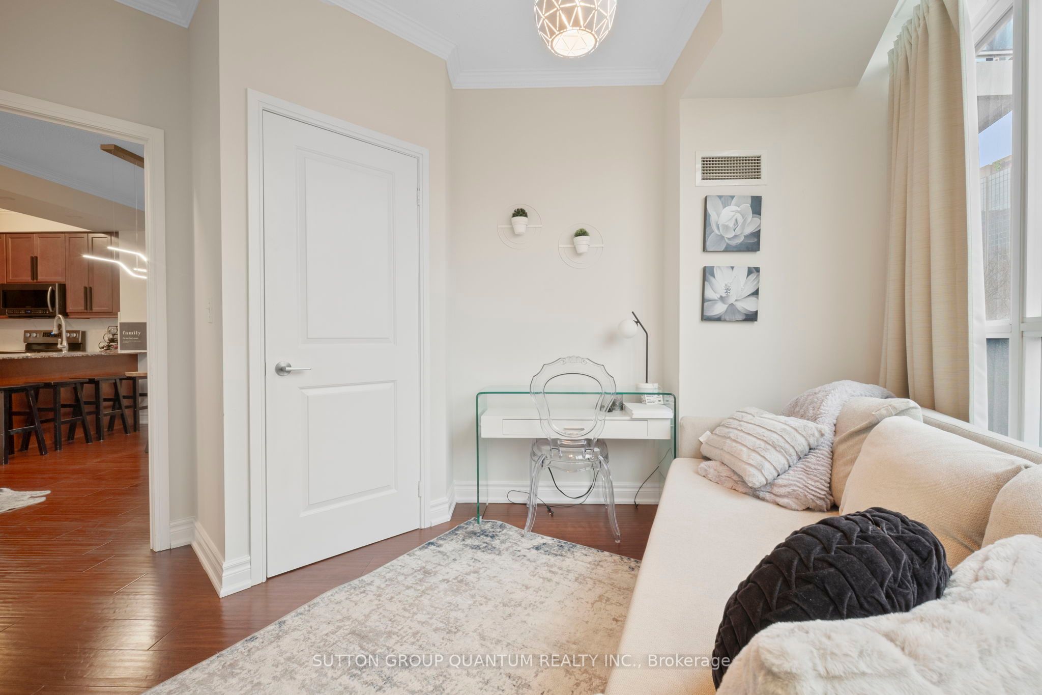 90 Absolute Avenue, #302