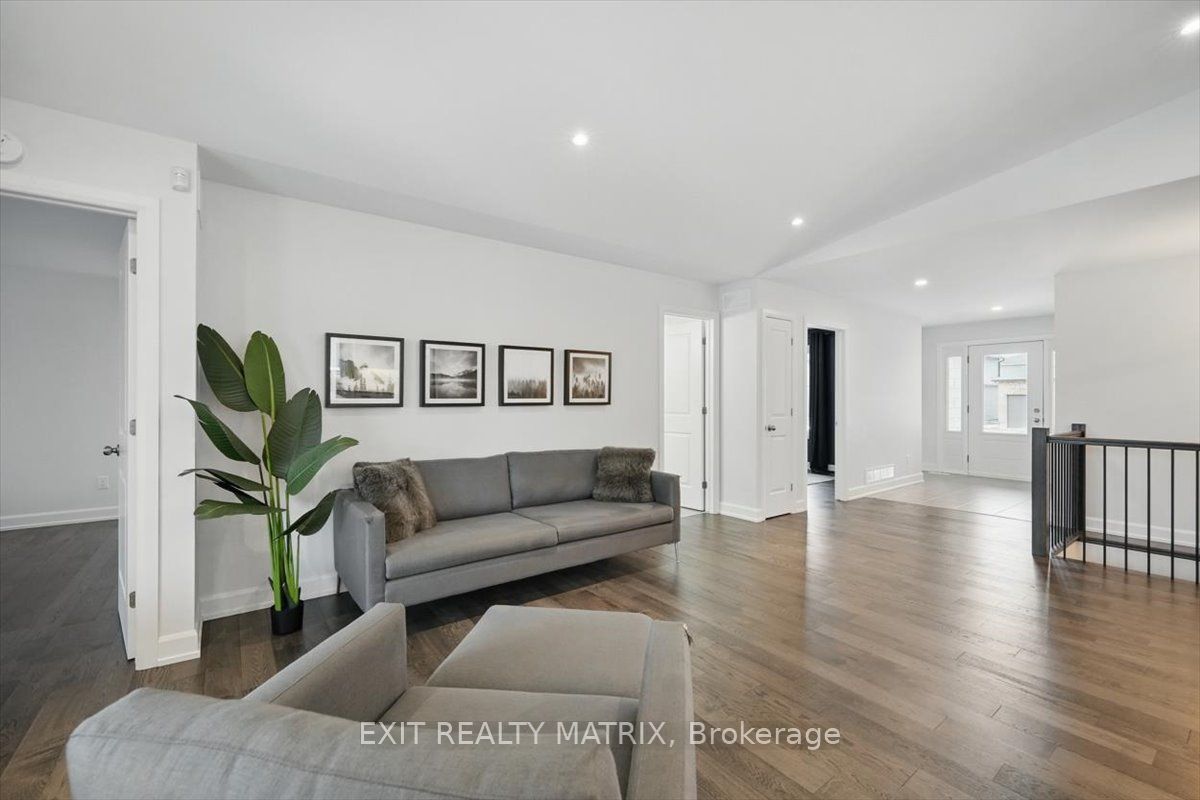 481 CENTRAL PARK Boulevard, Russell, ON K4R 0C7