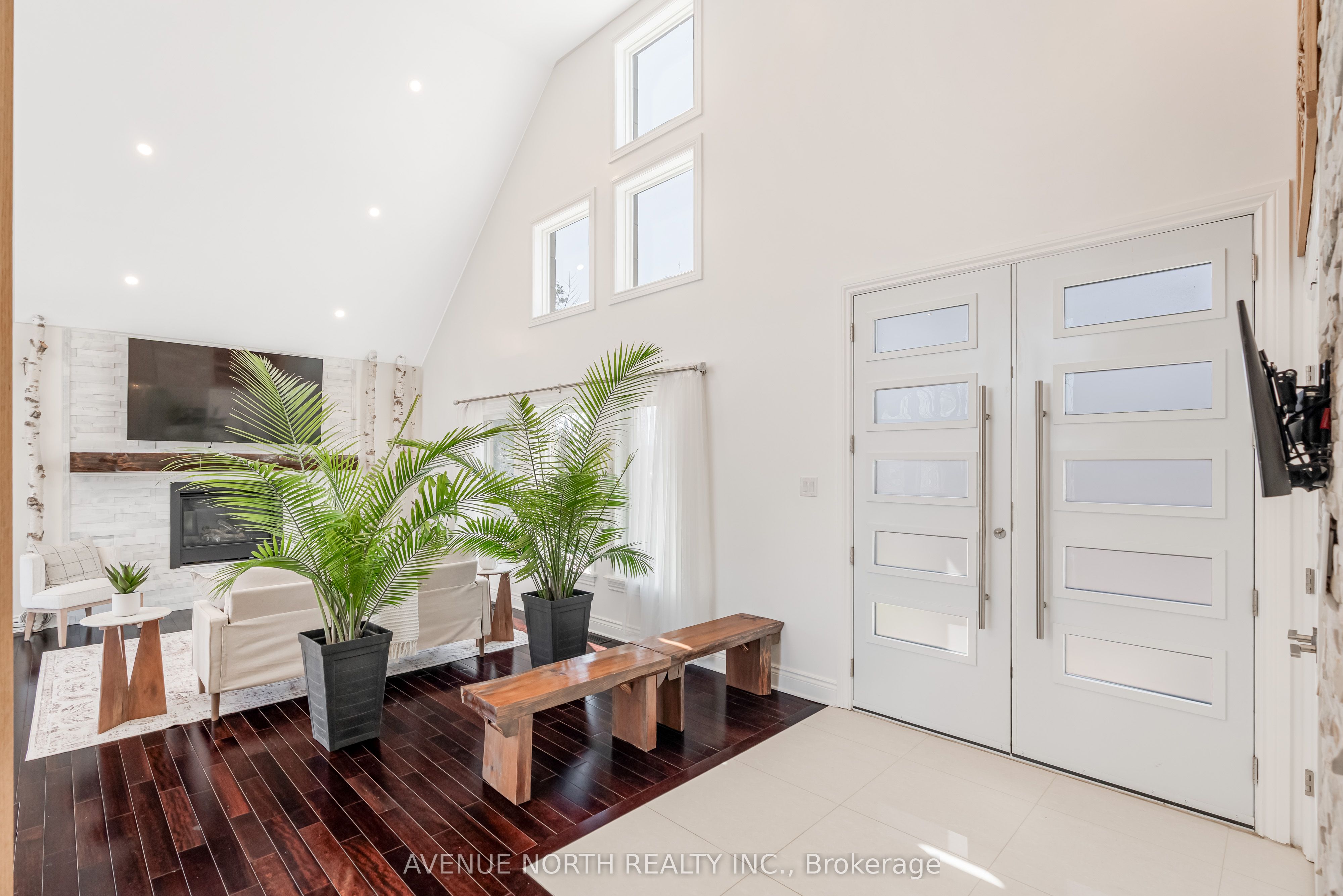 1885 Prince Of Wales Drive, CityviewParkwoodsHillsRideauShore, ON K2C 1P2