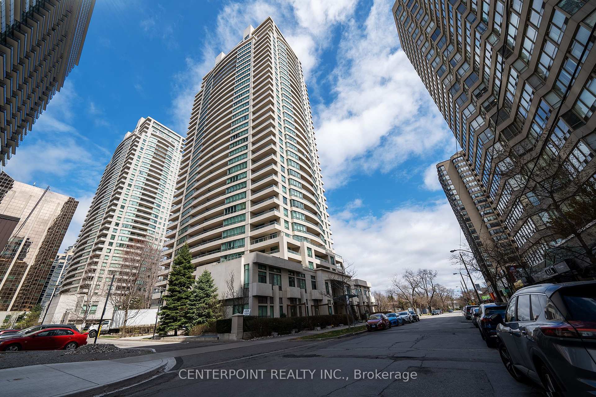 2 Bedrooms Condo at 18 Spring Garden, Toronto For sale