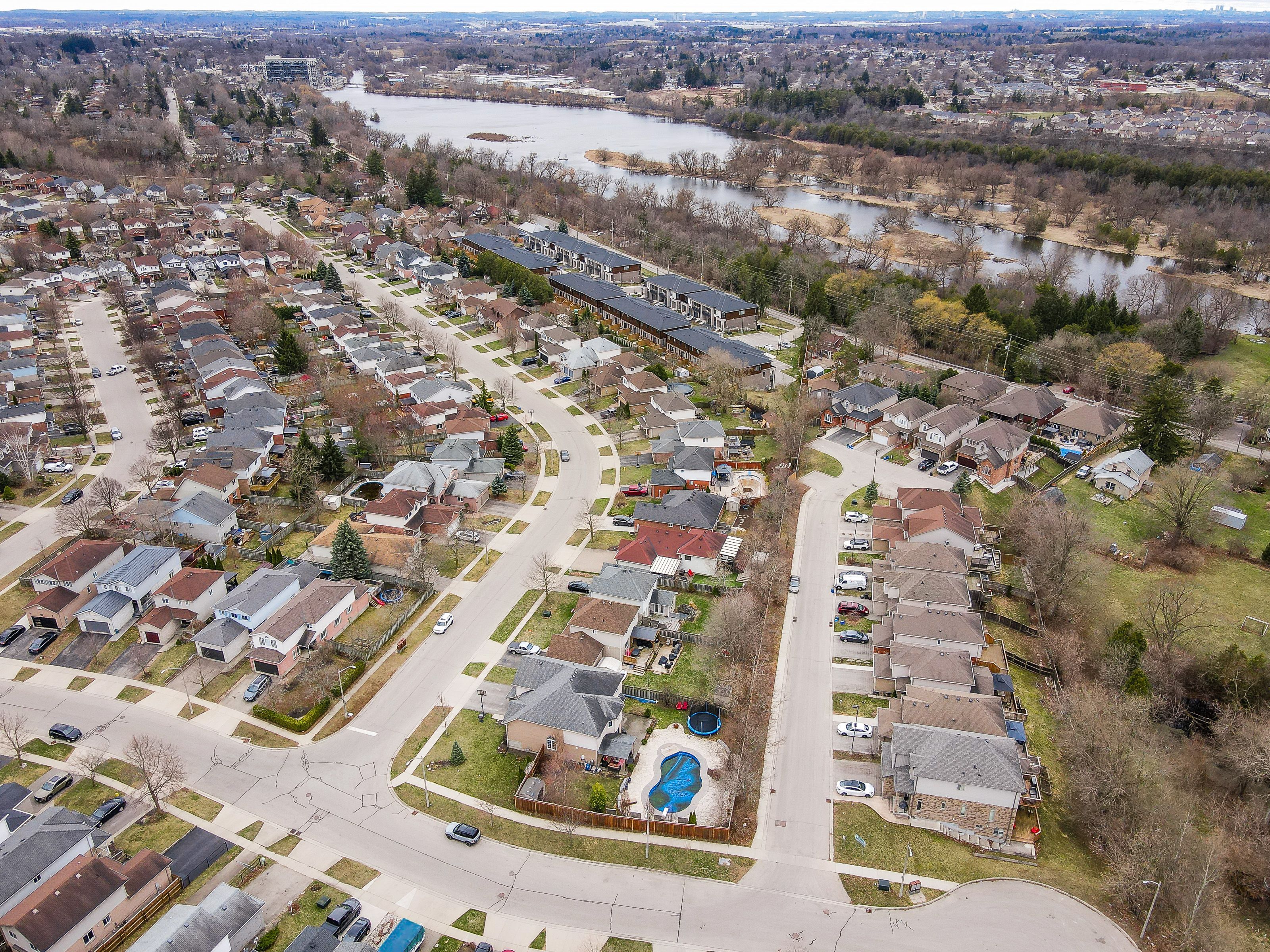 4 Endeavour Drive