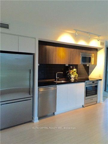 1 Bedroom Condo at 85 Queens Wharf,  Toronto For sale