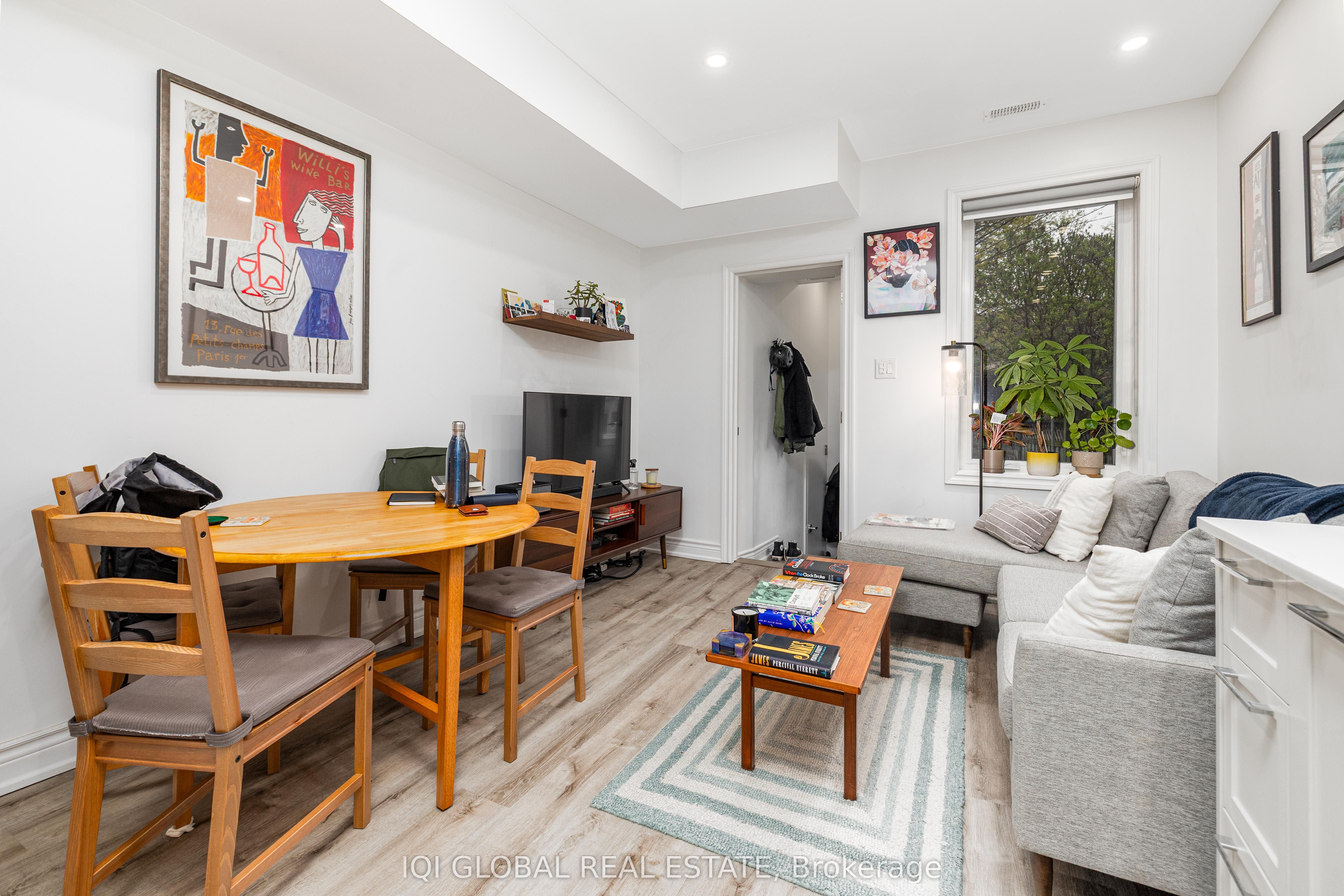 12 Rusholme Park Crescent, #Main