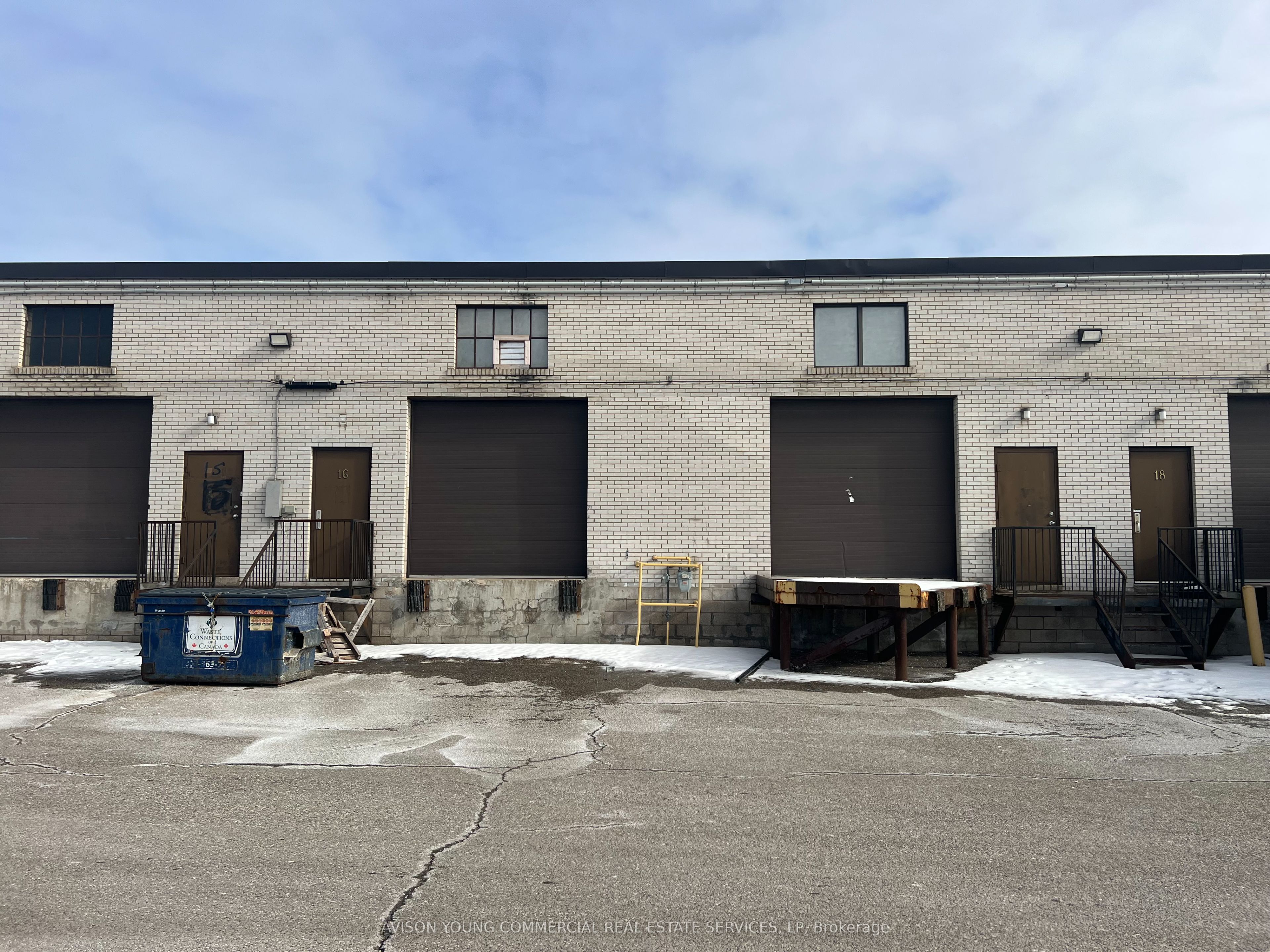135 Ormont Drive, #16-17