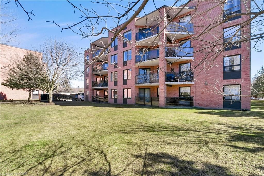 217 SCOTLAND Street Unit# 306 Centre Wellington Ontario N1M 3L8