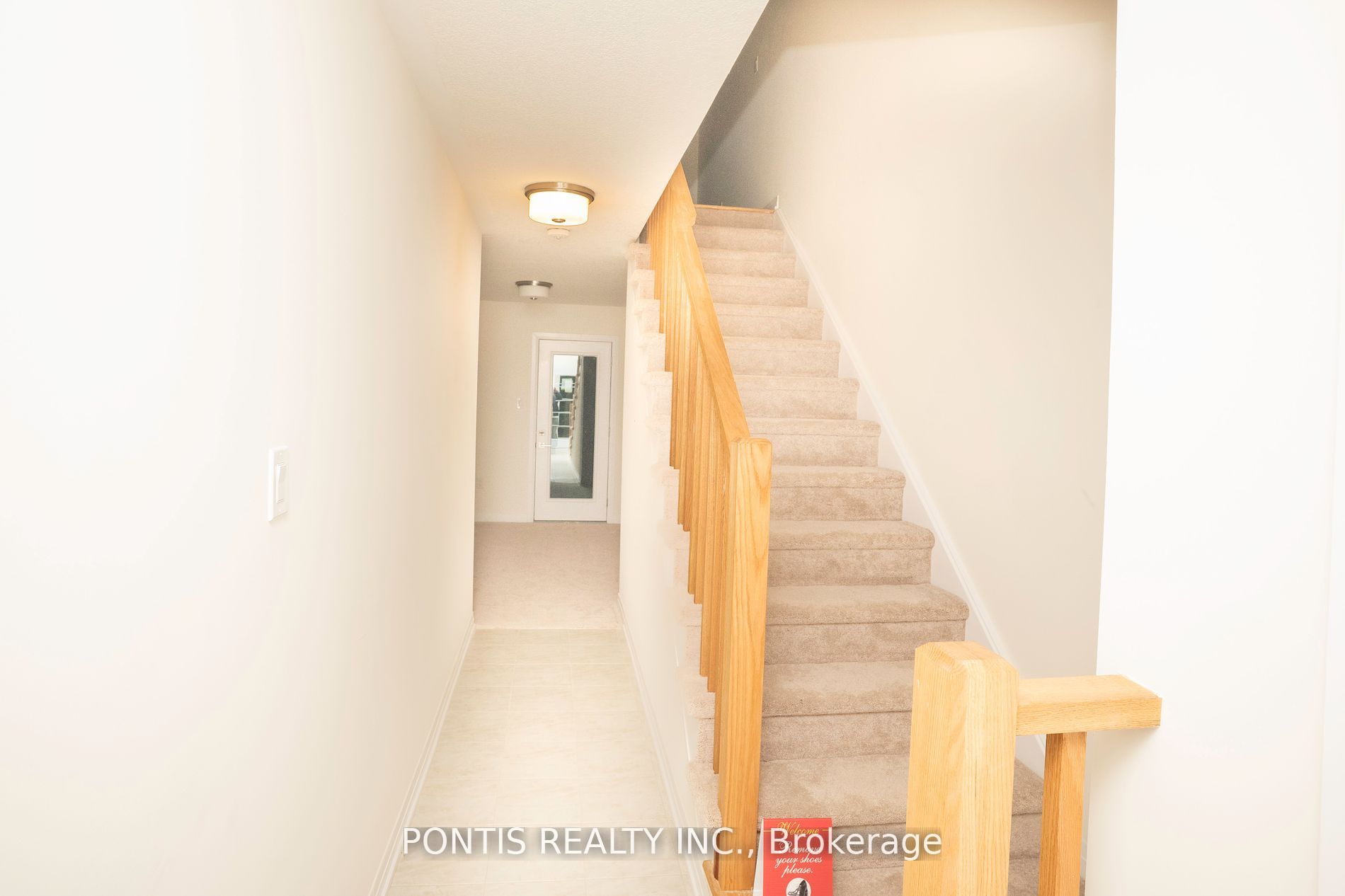 88 Fieldridge Crescent