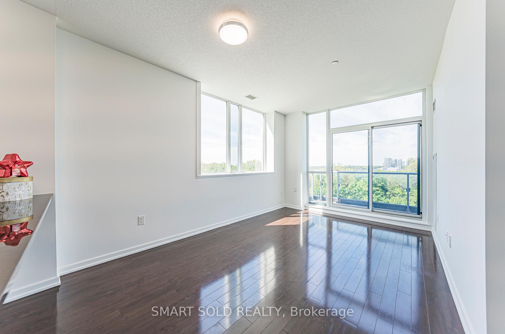 1 Bedroom Condo at 66 Forest Manor, Toronto For sale