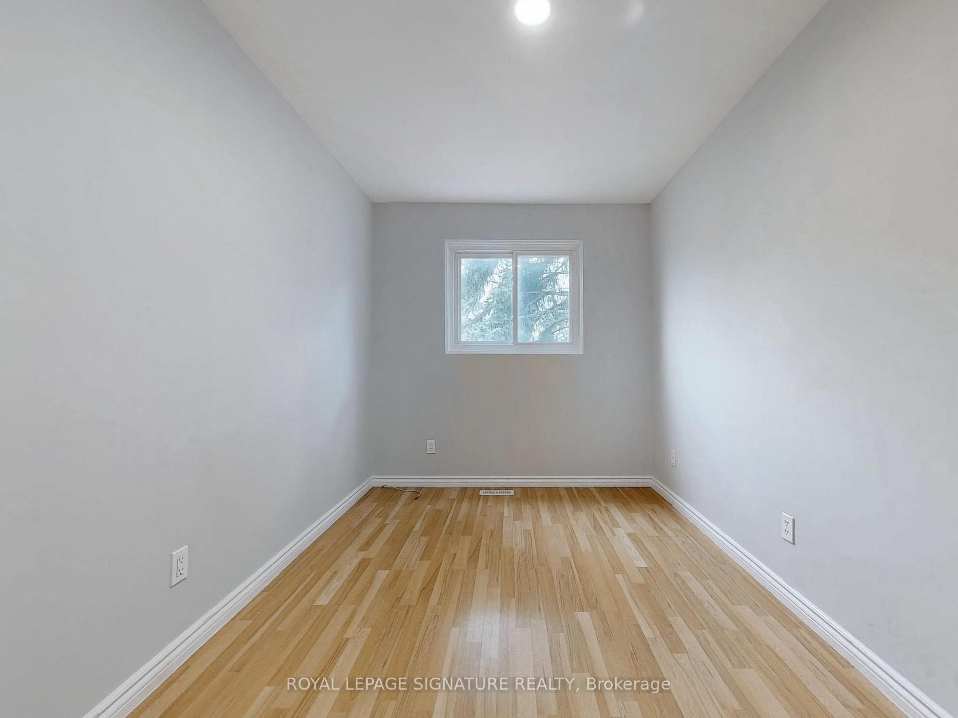 4 Bedrooms Condo at 400 Mississauga Valley,  Mississauga For sale