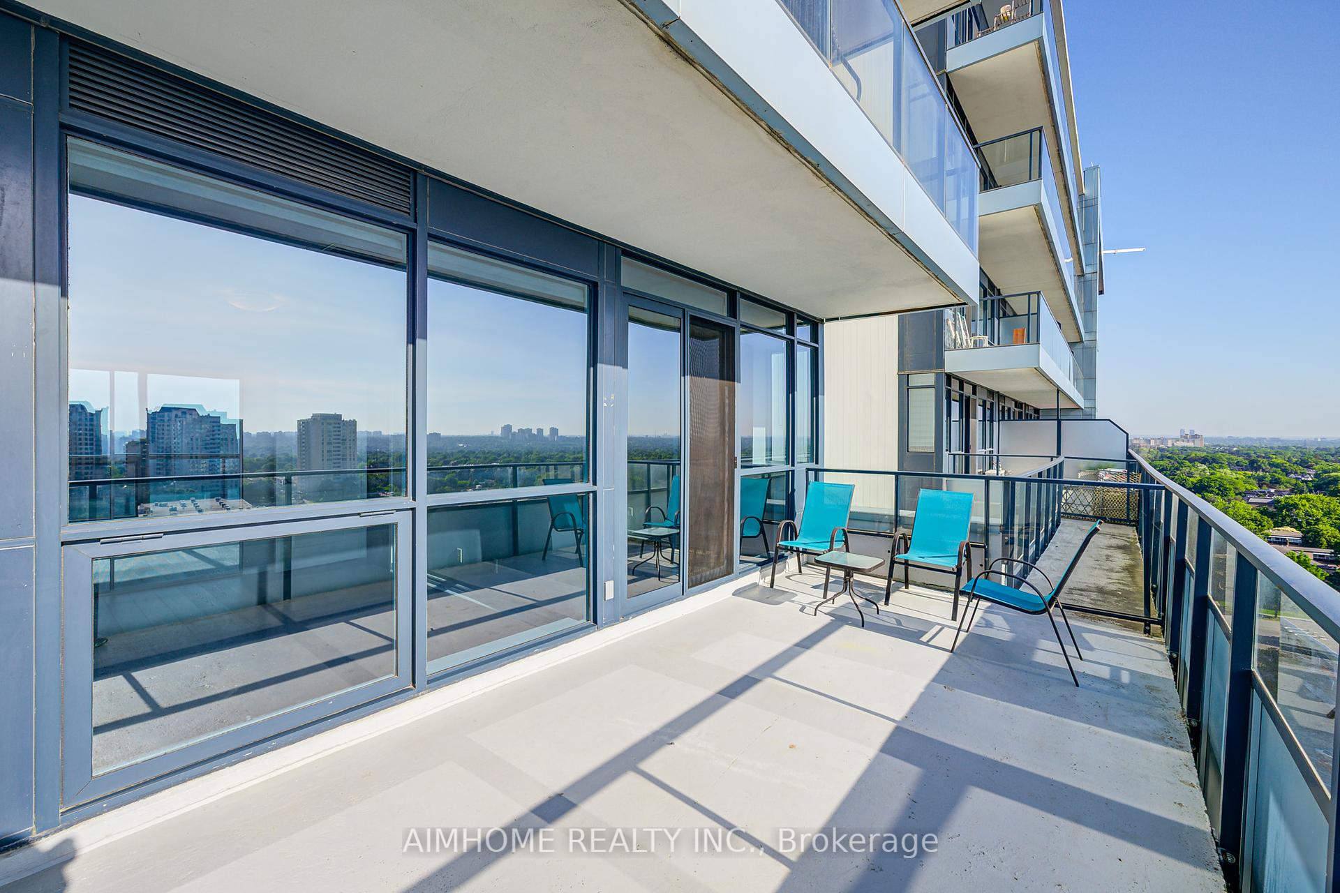 2 Bedrooms Condo at 2885 Bayview, Toronto For sale