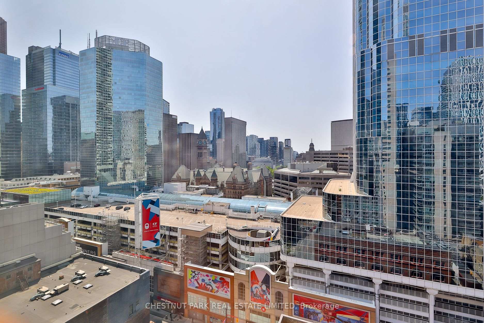 3 Bedrooms Co-op at 210 Victoria, Toronto For sale