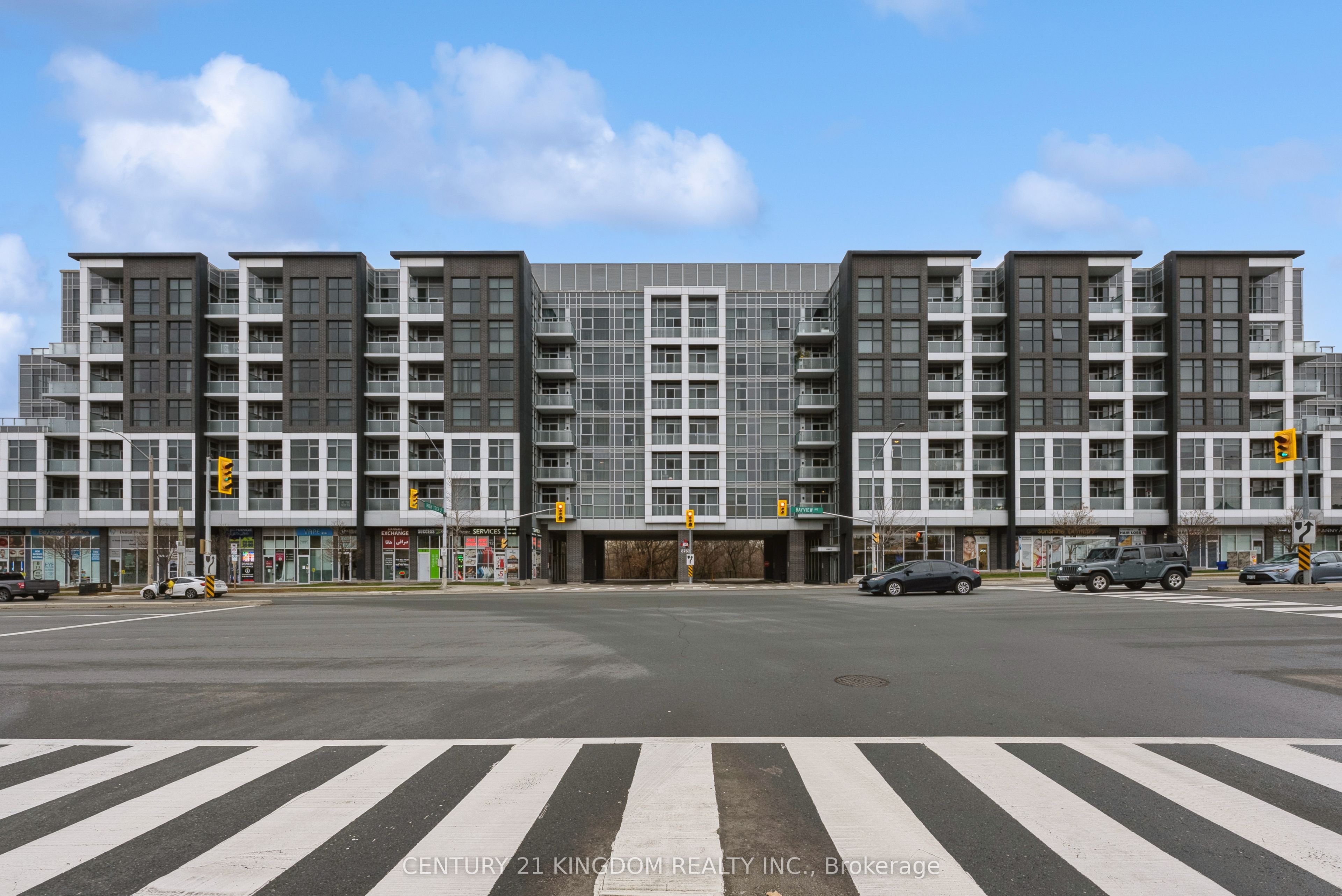 8763 bayview Avenue, #233