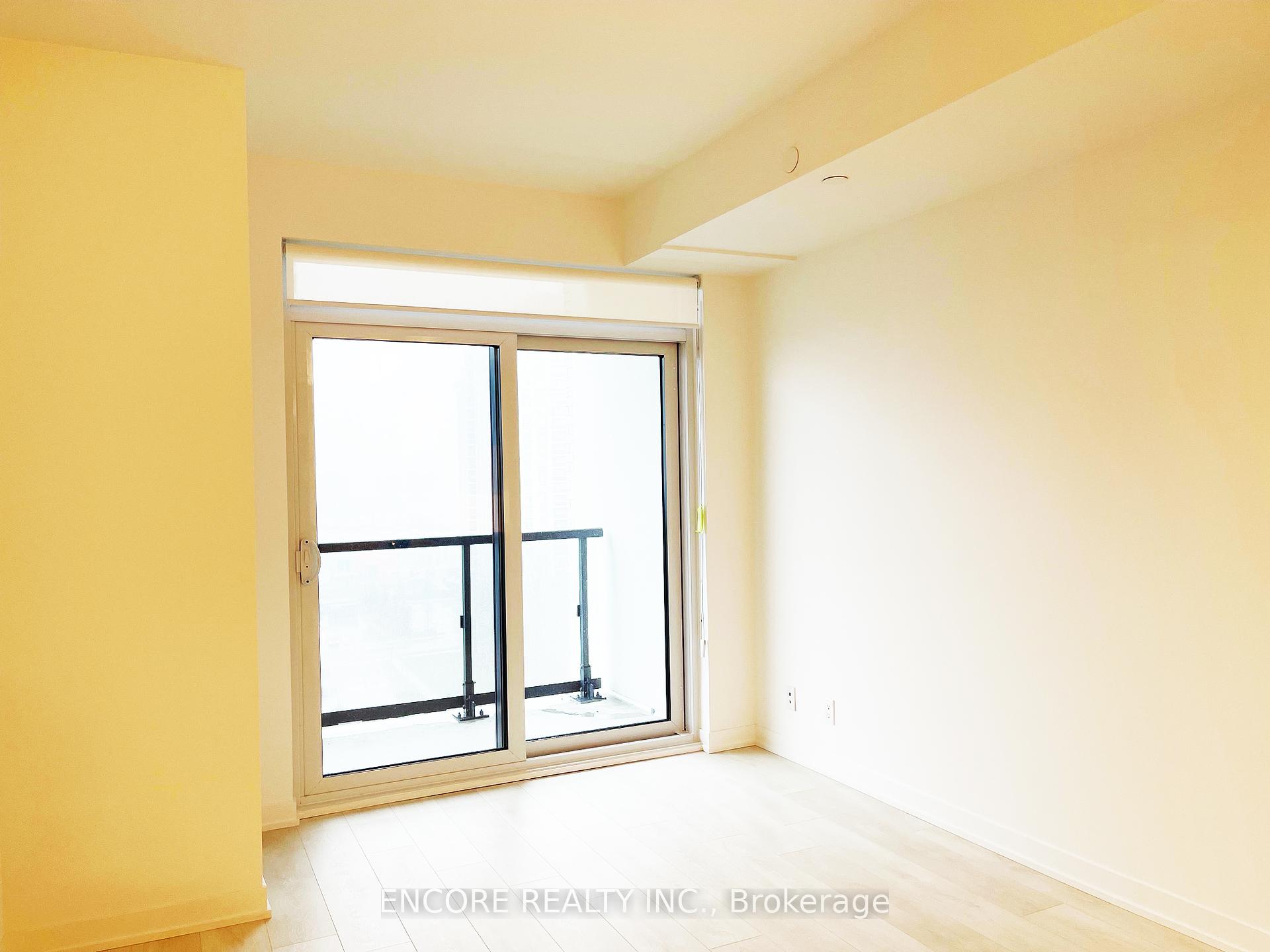 1 Bedroom Condo at 7950 Bathurst,  Vaughan For sale