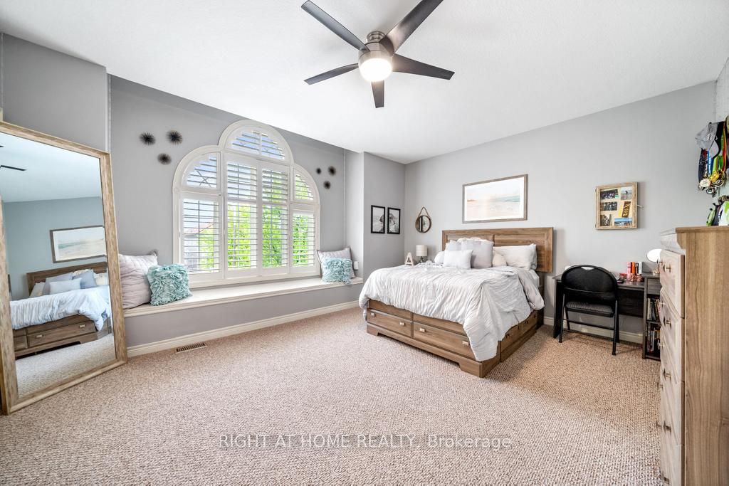 248 Cloverleaf Drive