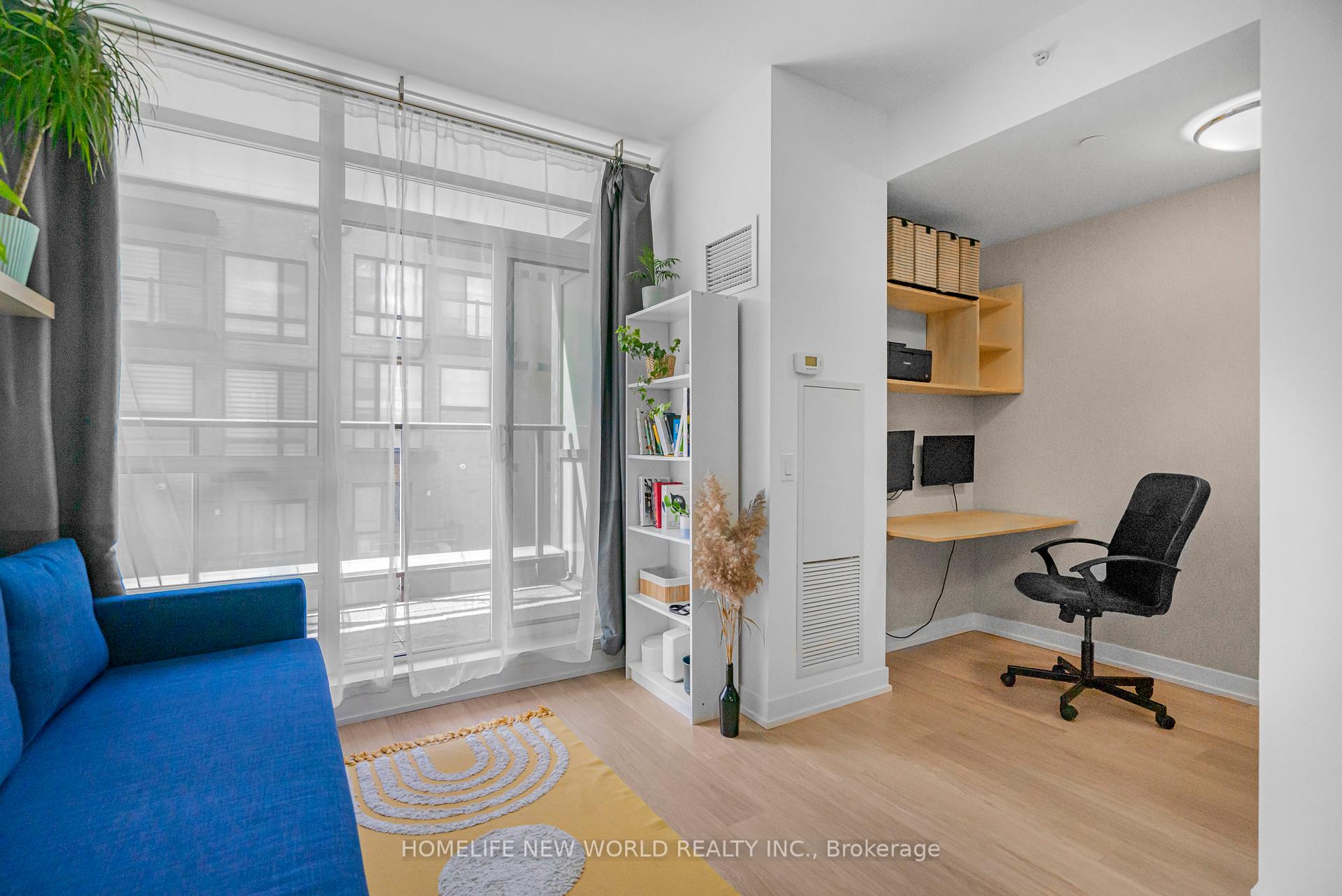 Condo at 8 Fieldway,  Toronto For sale