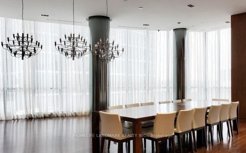 2 Bedrooms Condo at 1 Valhalla Inn, Toronto For sale