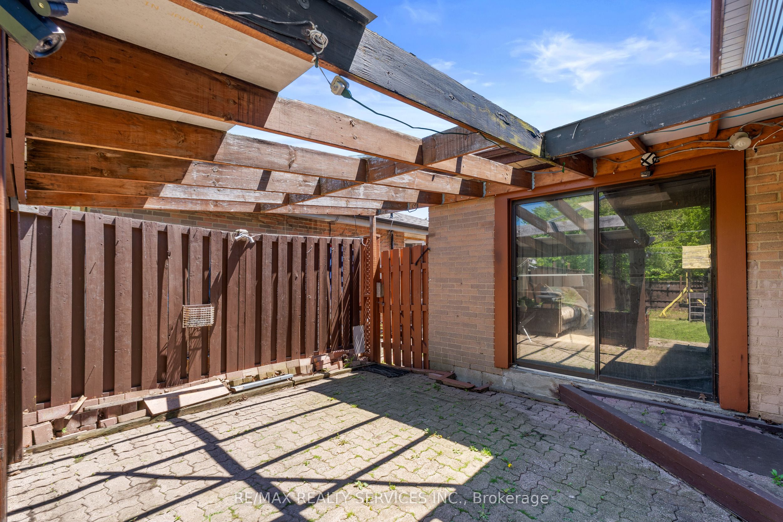 80 Brookland Drive