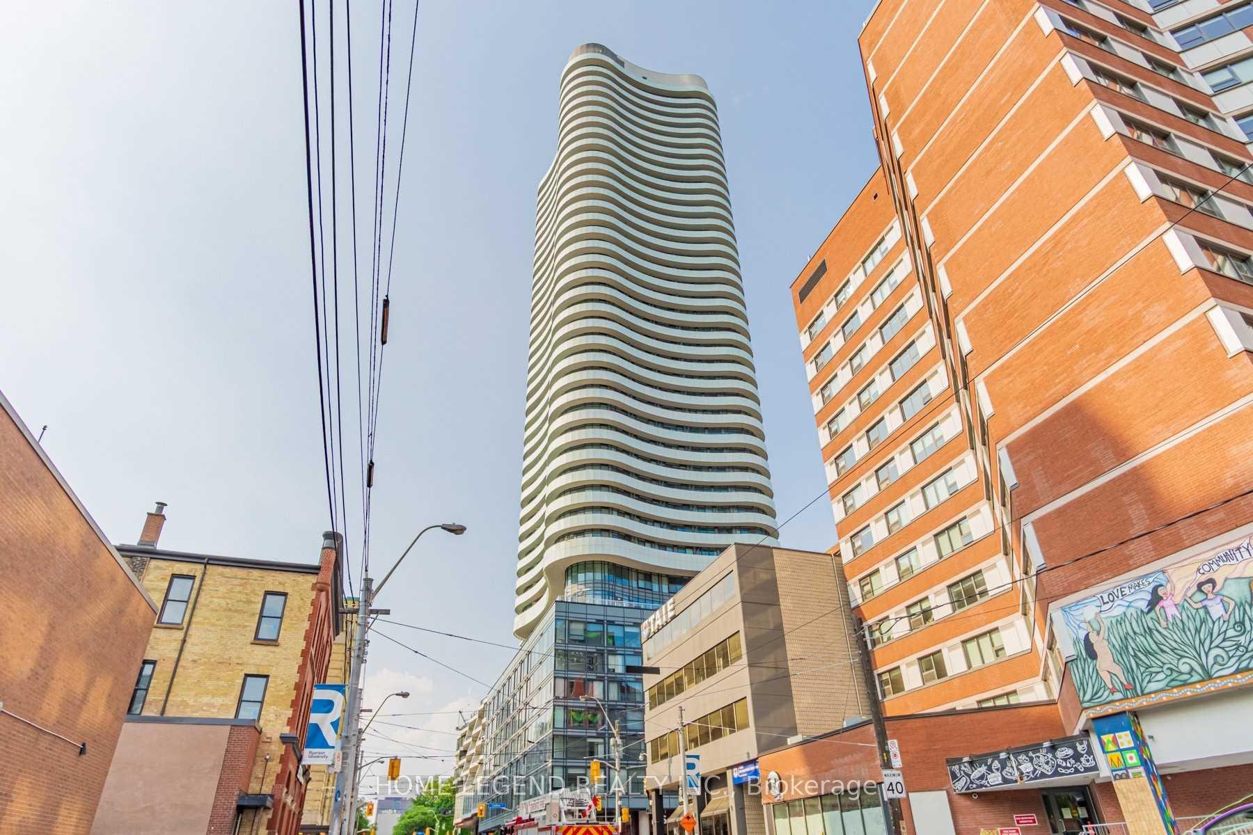 #502 – 403 Church Street, Toronto, ON M4Y 0C9