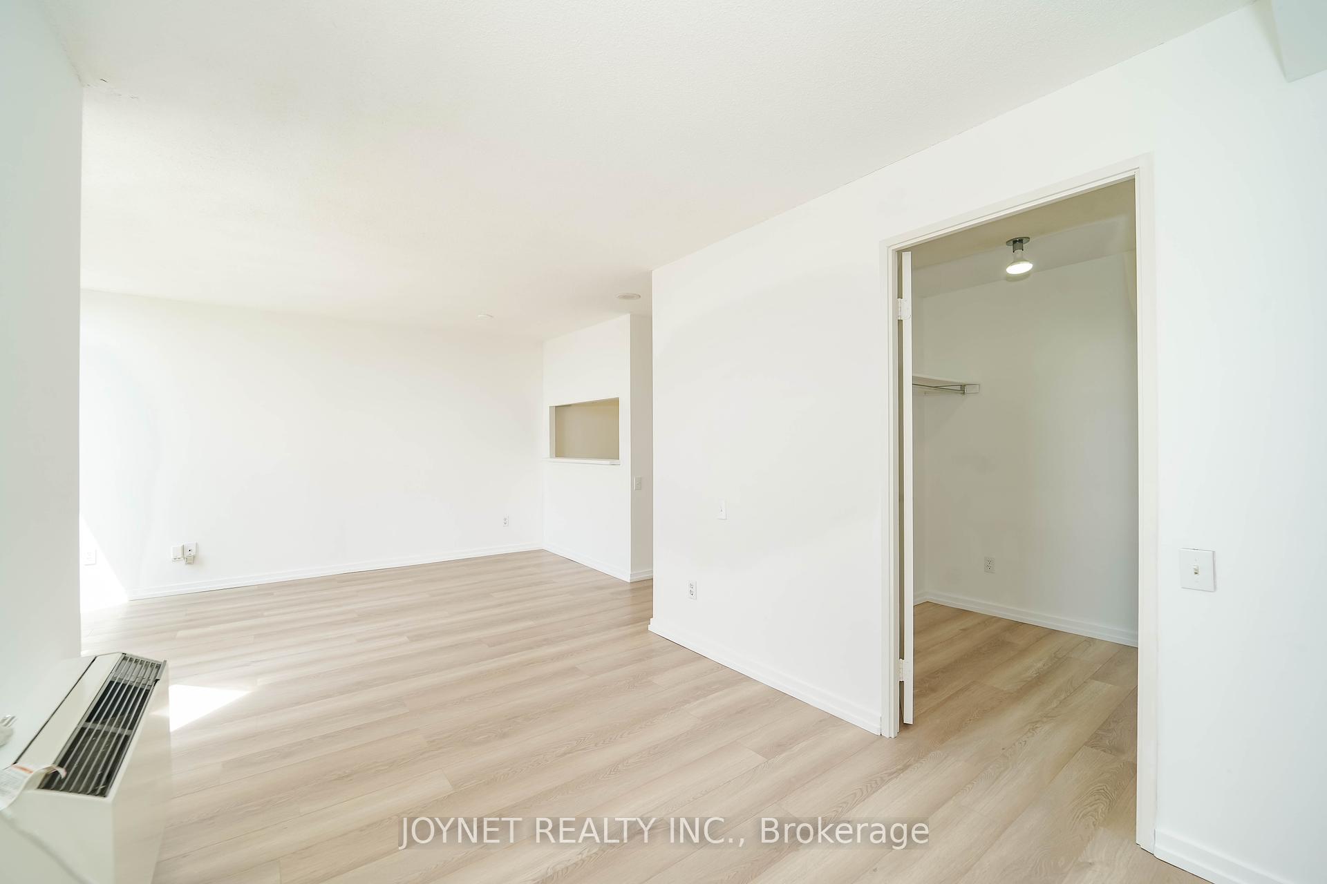 1 Bedroom Condo at 2460 Eglinton, Toronto For sale