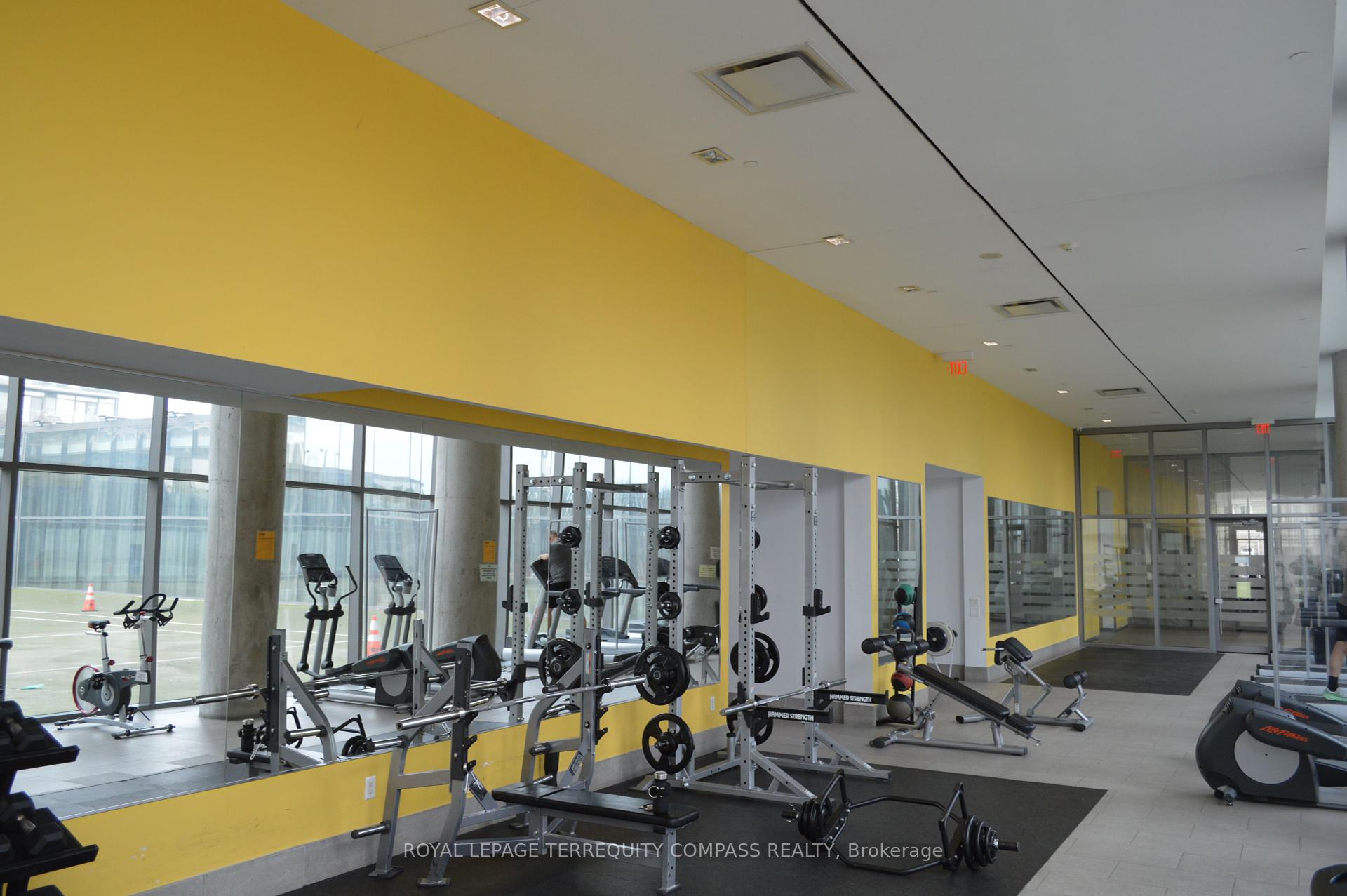 1 Bedroom Condo at 105 The Queensway,  Toronto For sale