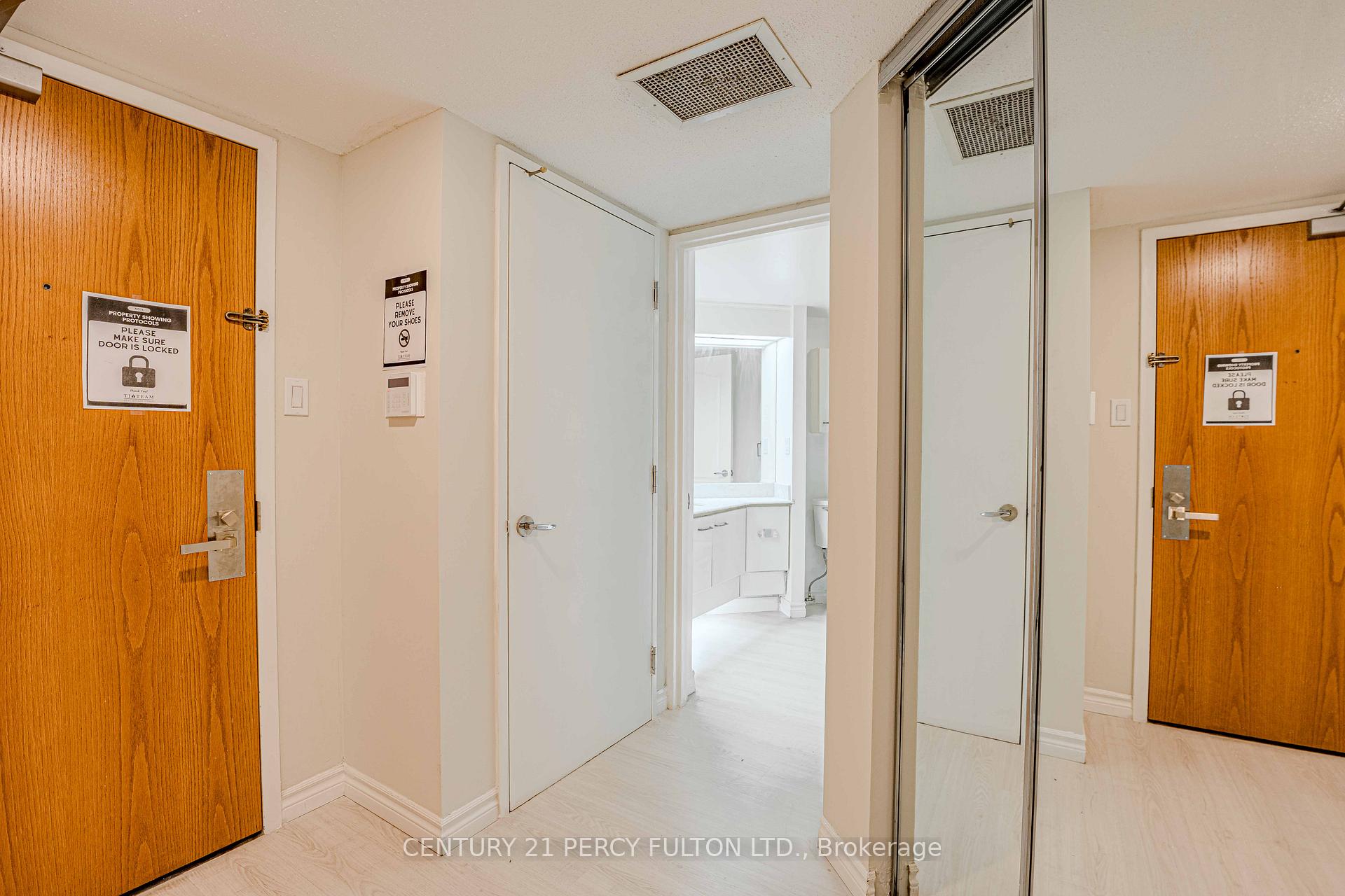 1 Bedroom Condo at 38 Elm, Toronto For sale