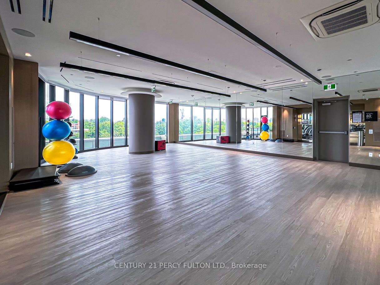 3 Bedrooms Condo at 585 Bloor, Toronto For sale