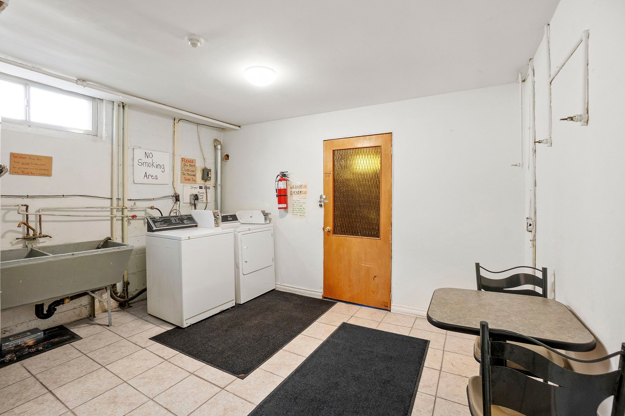 3261A Lake Shore Boulevard W 102