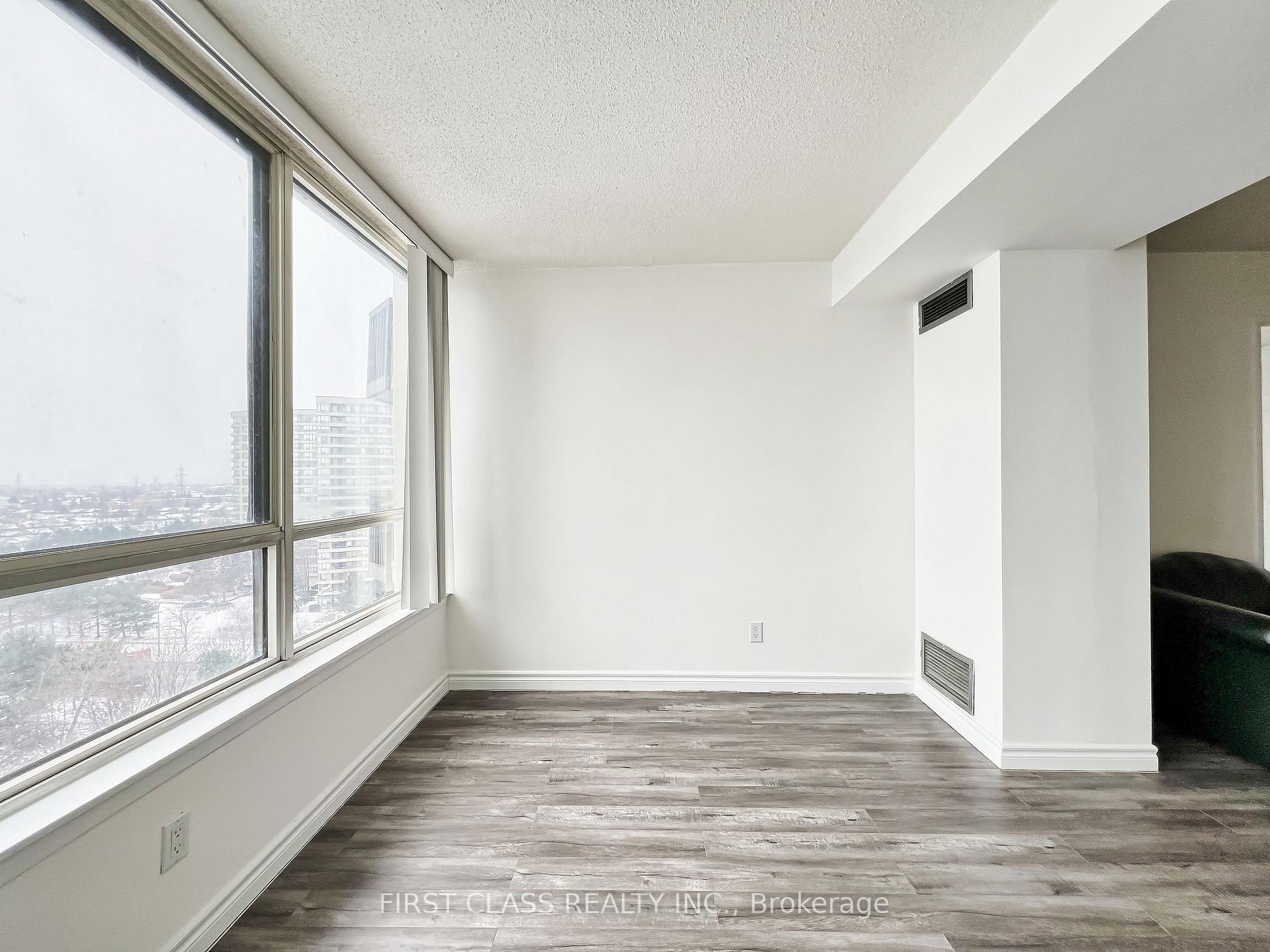 3 Bedrooms Condo at 275 Bamburgh, Toronto For sale