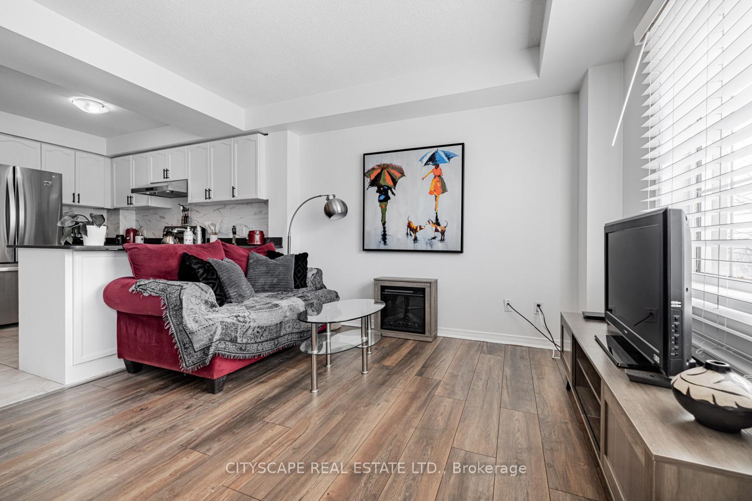 2 Bedrooms Condo at 3055 Elmcreek, Mississauga For sale
