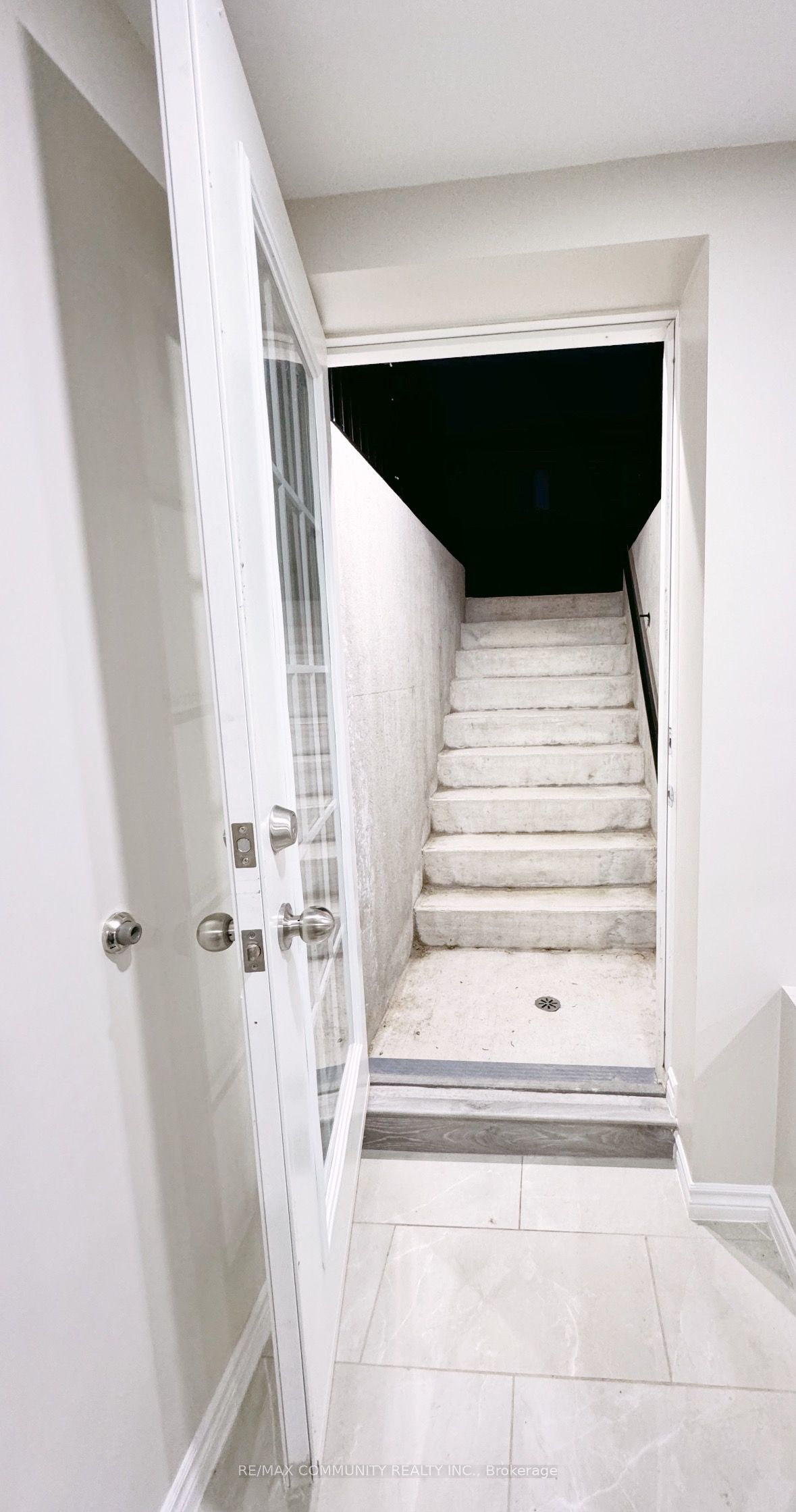 19 Yvette Street, #Basement