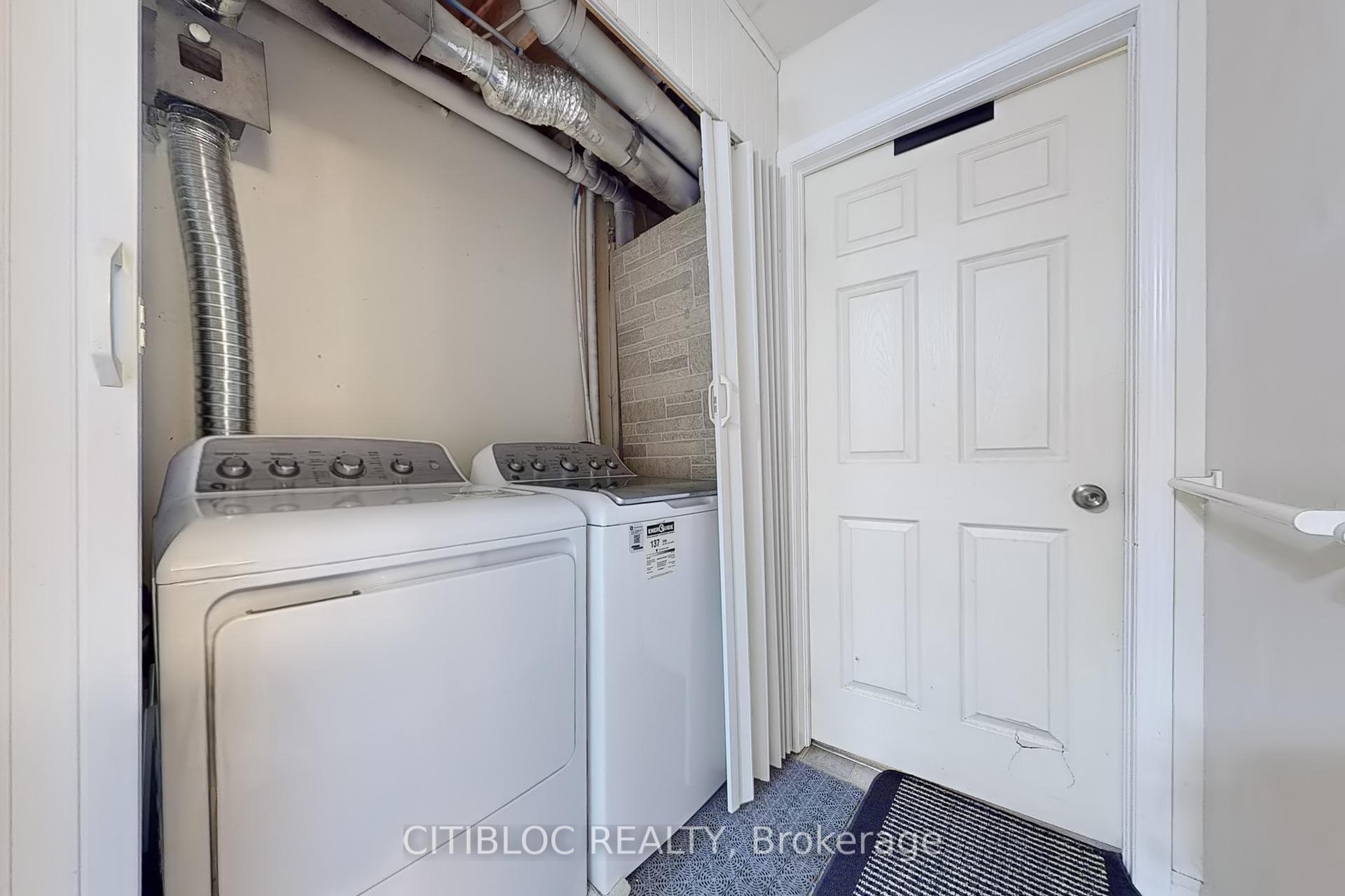 4 Bedrooms Condo at 3029 Finch, Toronto For sale