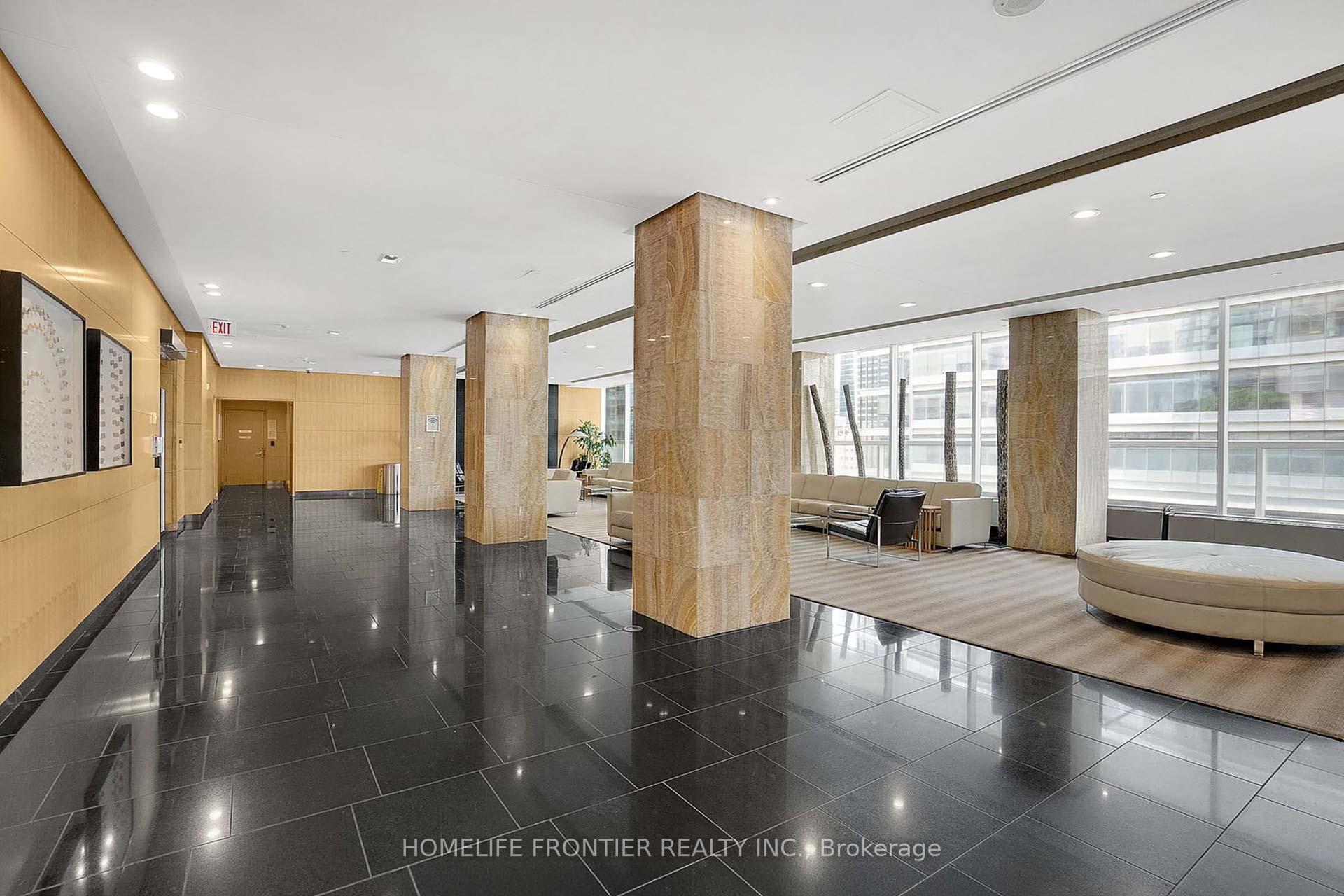 2 Bedrooms Condo at 65 Bremner, Toronto For sale