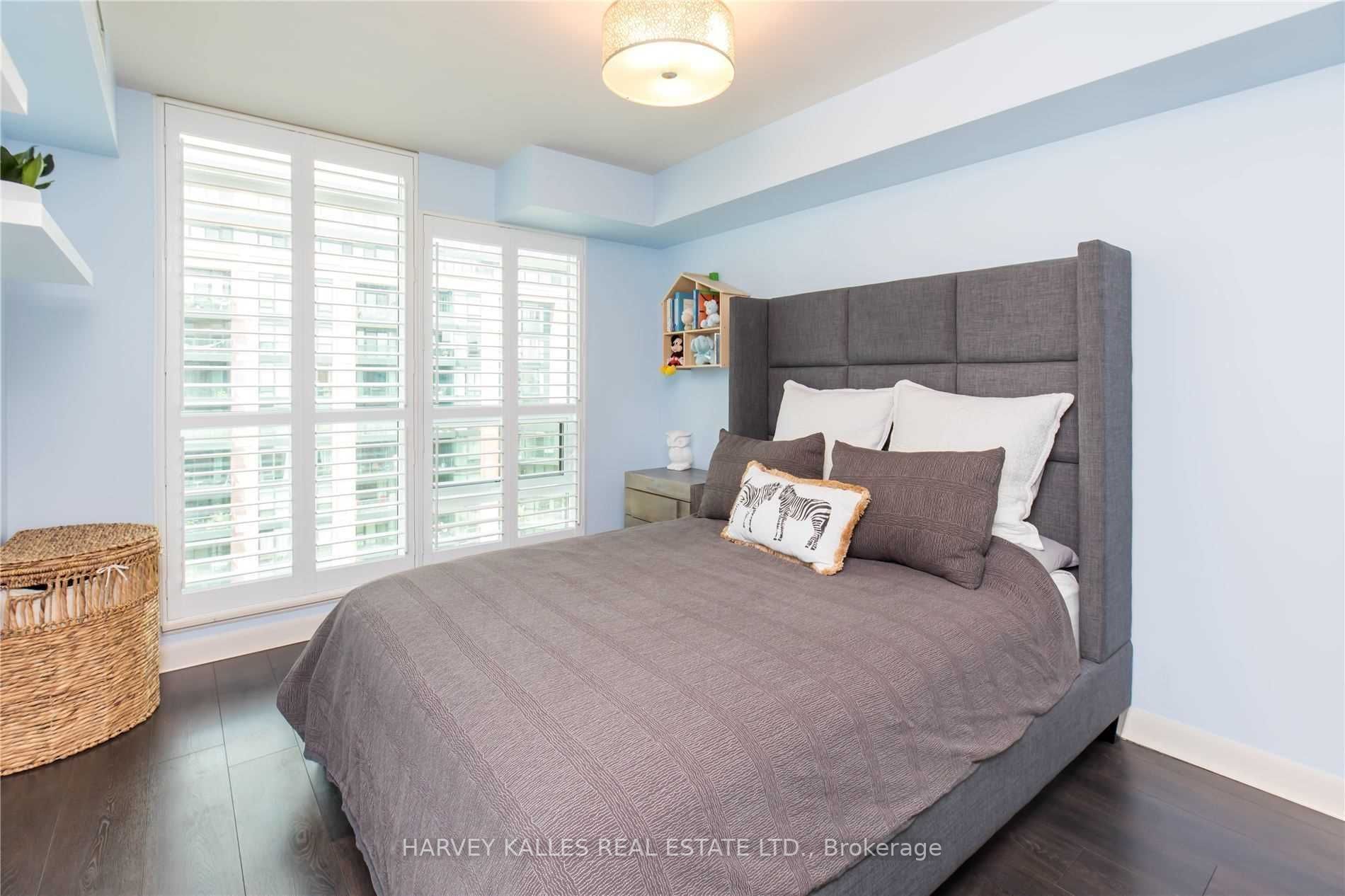 525 Wilson Avenue 812