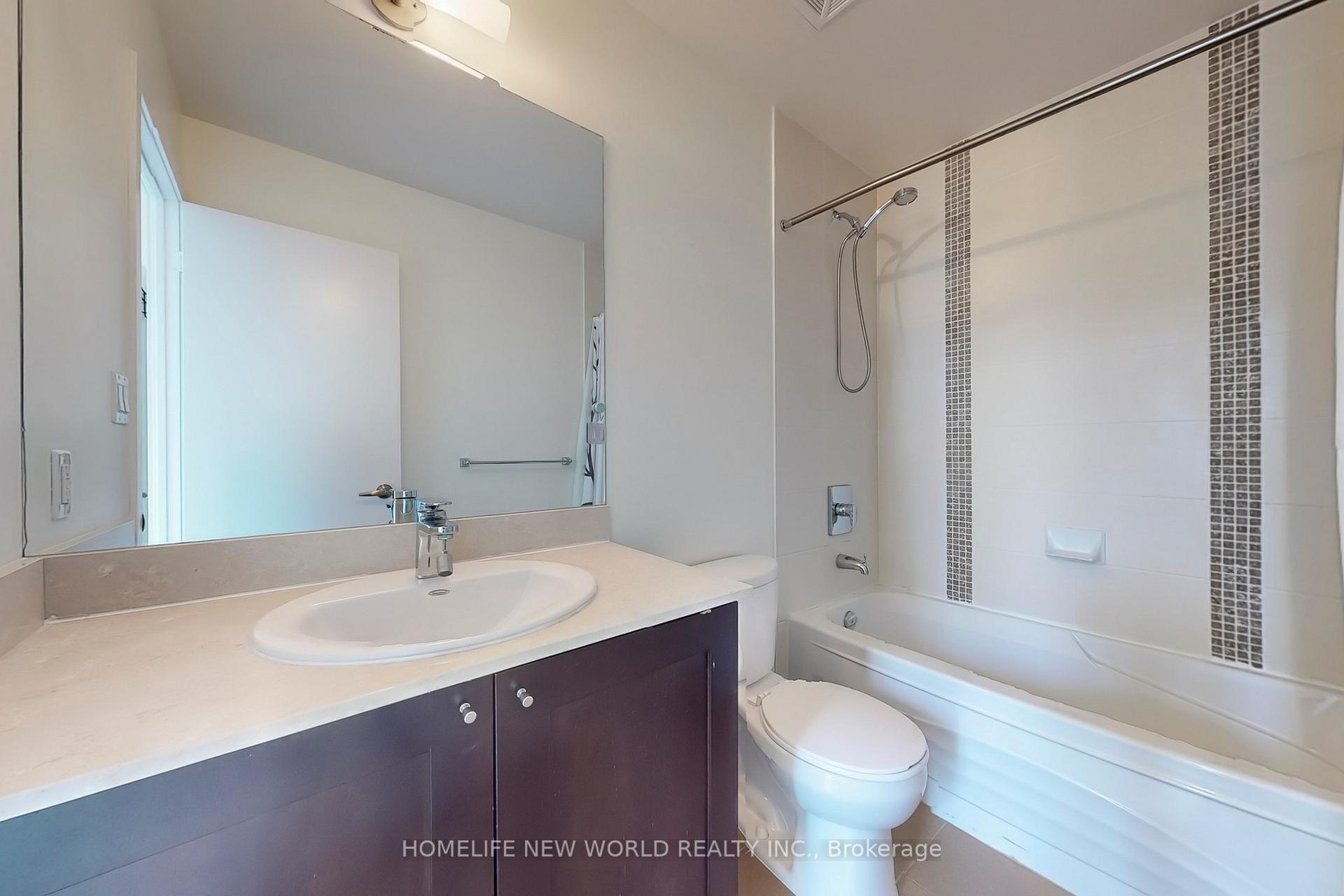 2 Bedrooms Condo at 4070 Confederation, Mississauga For sale