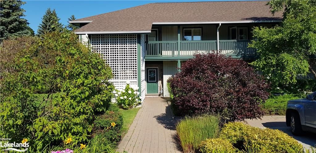 692 JOHNSTON PARK Avenue Collingwood Ontario L9Y 5C7