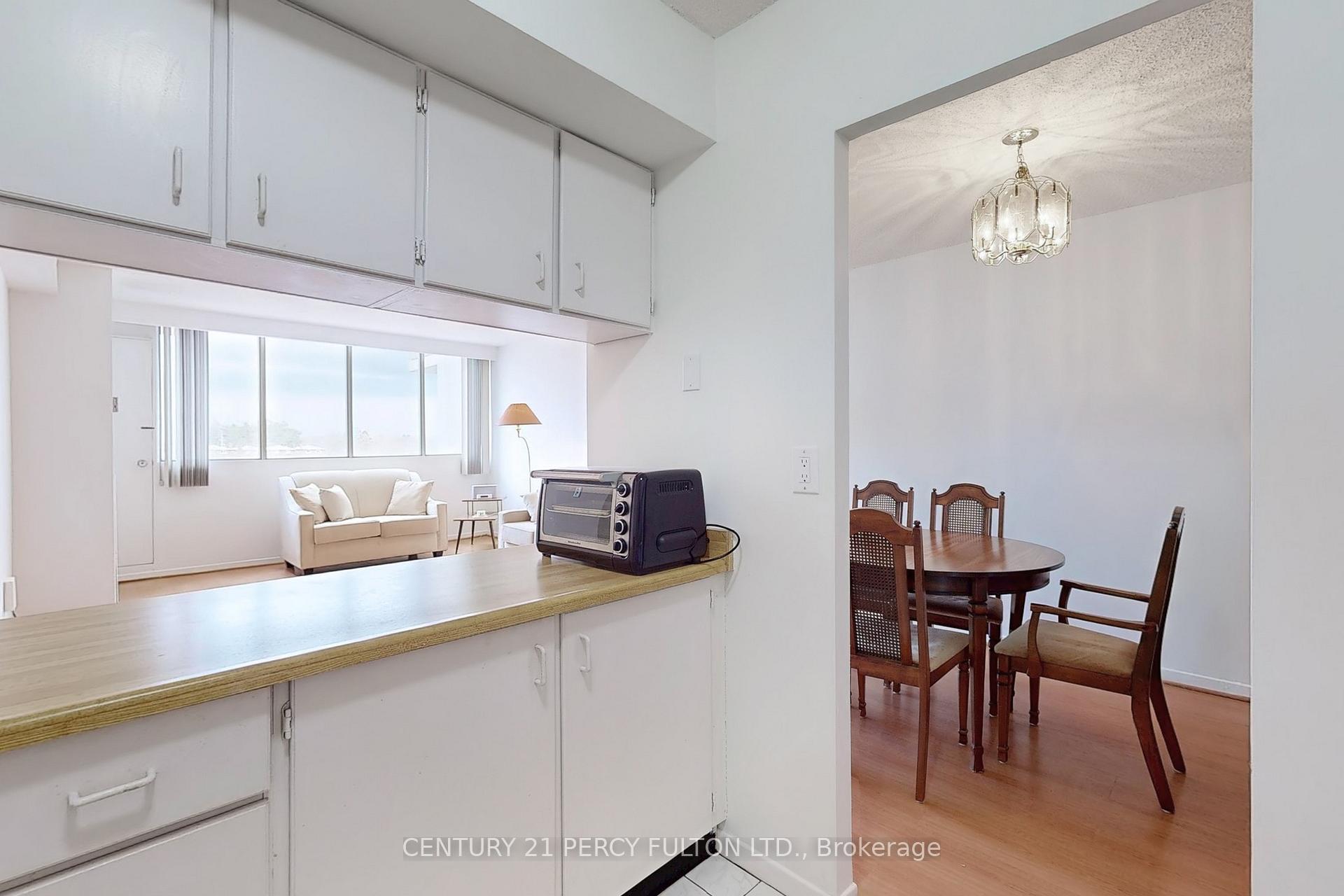 1 Bedroom Condo at 40 Bay Mills, Toronto For sale