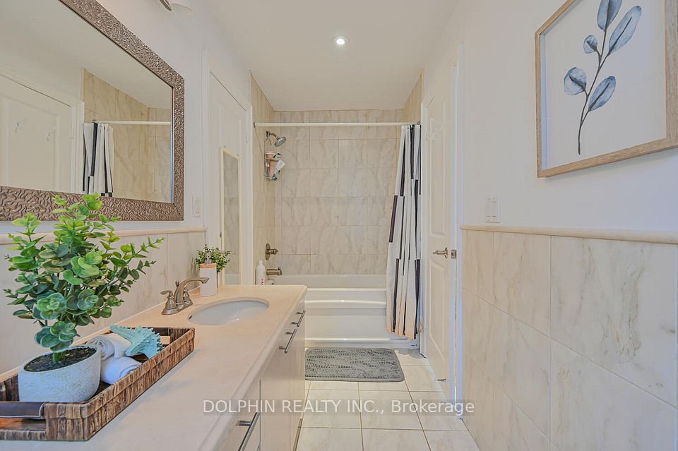 Second Full Washroom