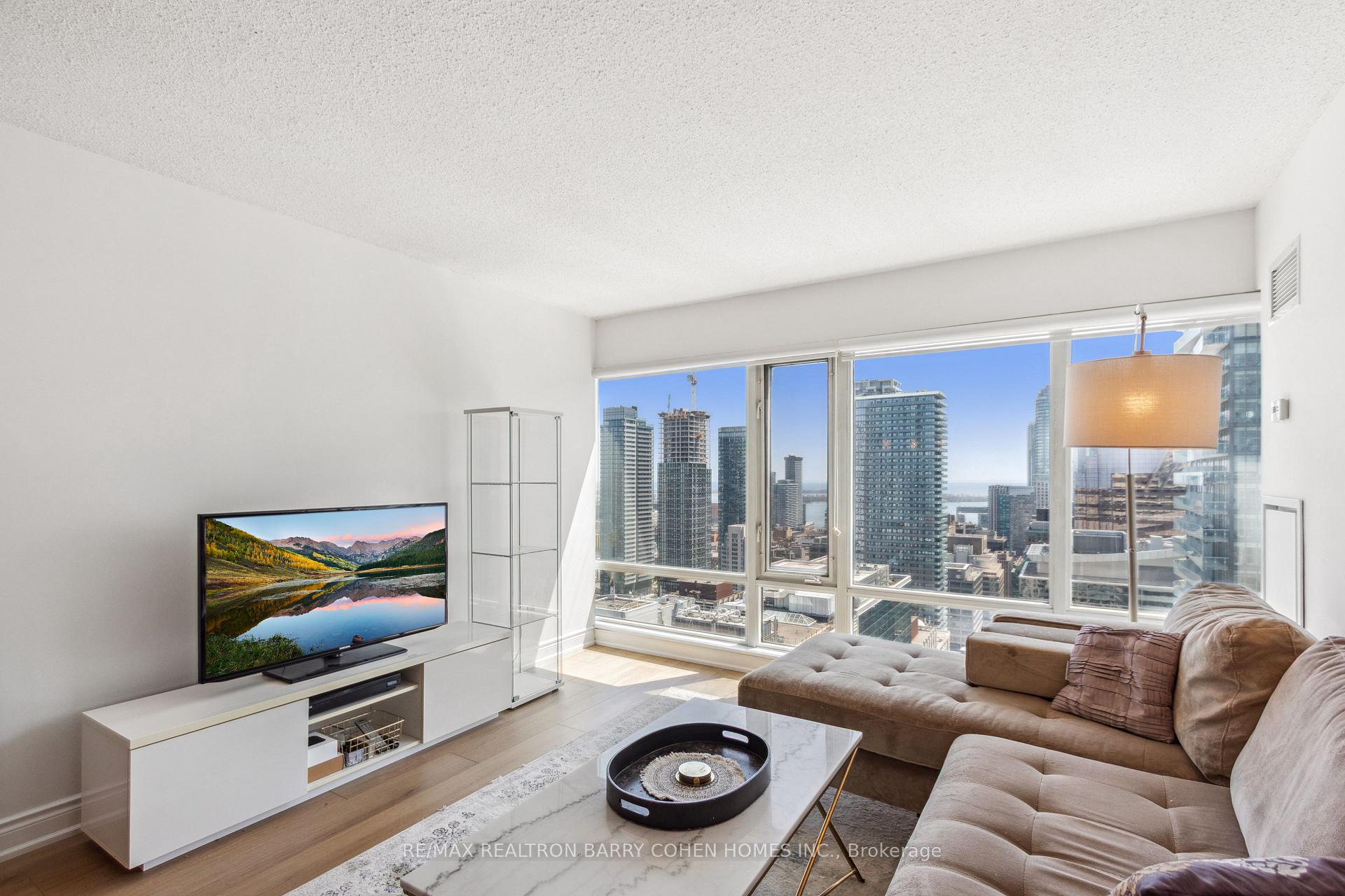1 Bedroom Condo at 210 Victoria, Toronto For sale