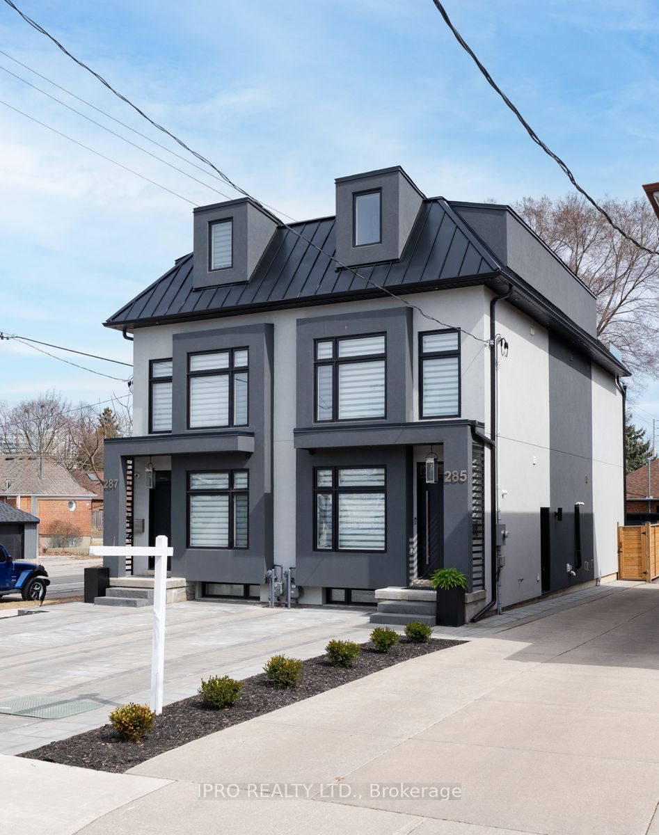 285 Glebemount Avenue