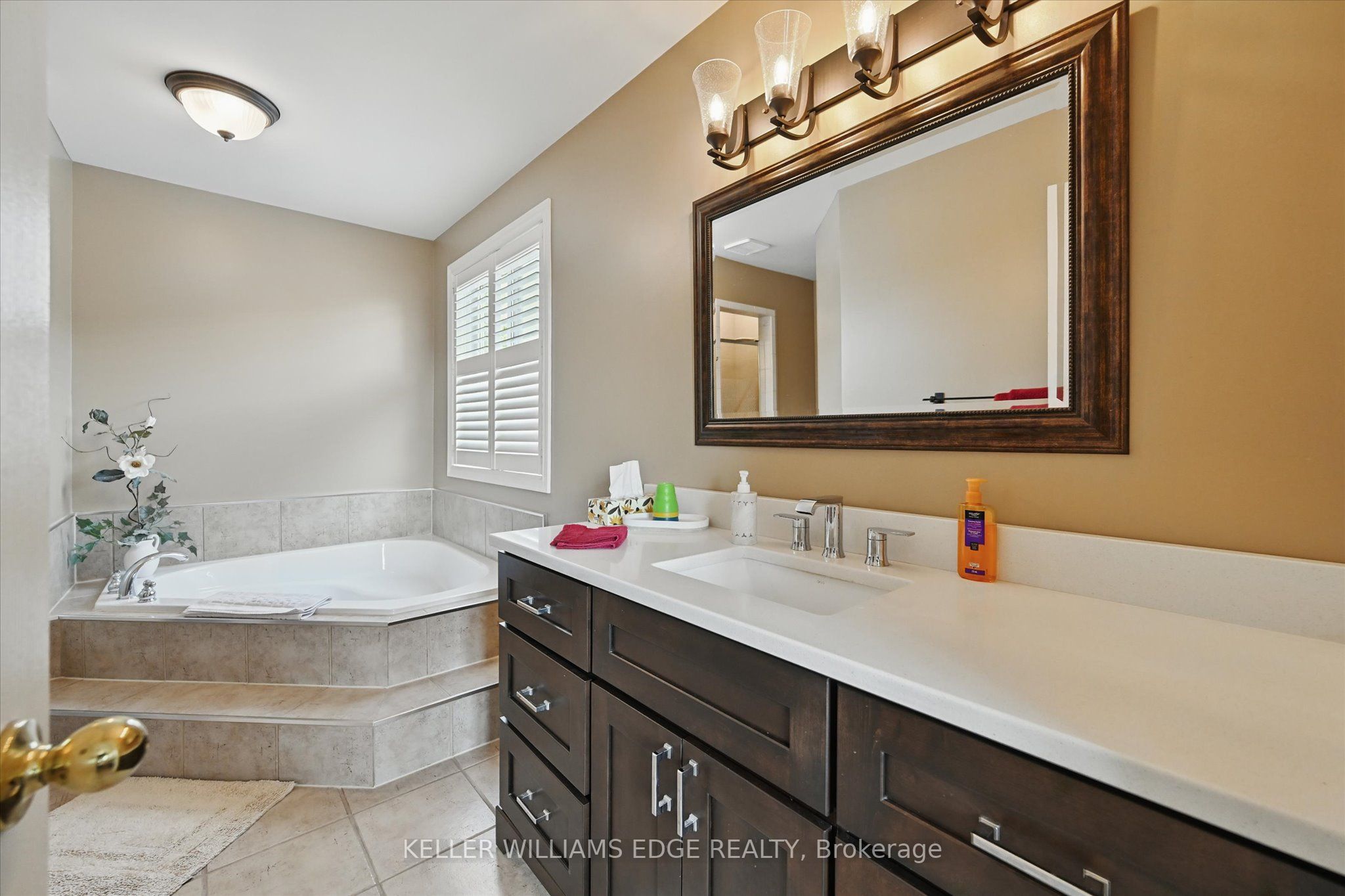 2939 Darien Road