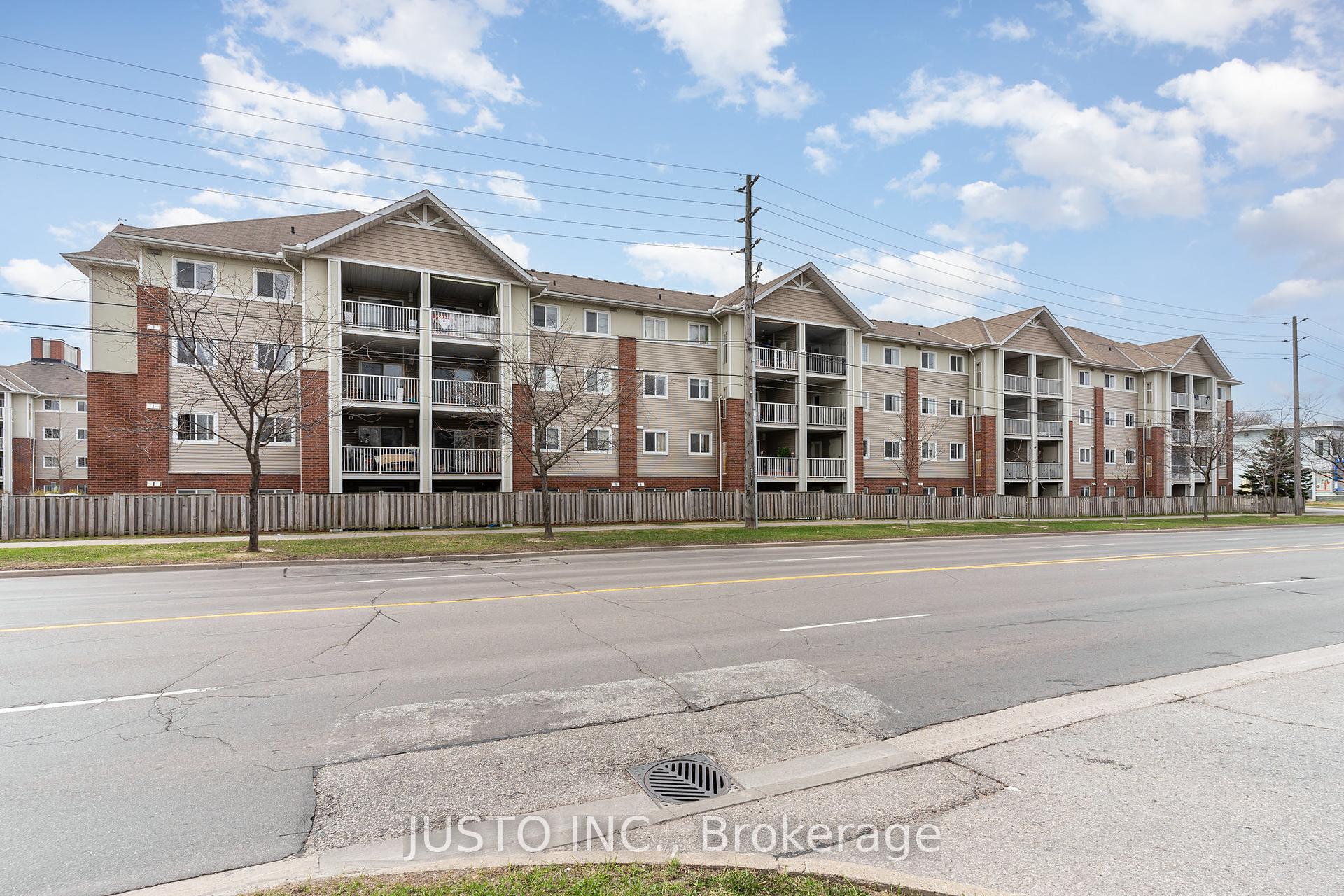 3 Bedrooms Condo at 5235 Finch,  Toronto For sale