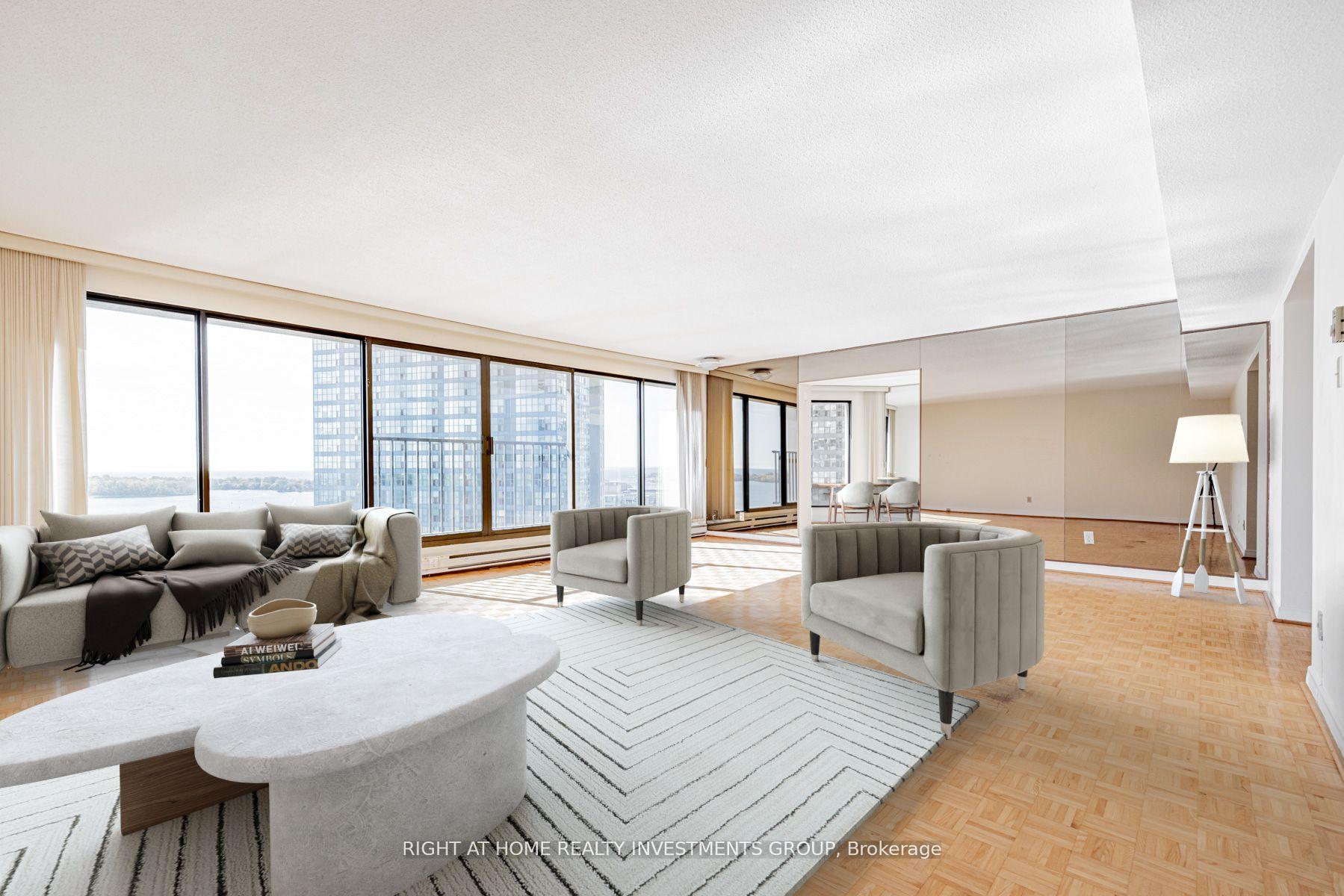 3 Bedrooms Condo at 65 Harbour,  Toronto For sale
